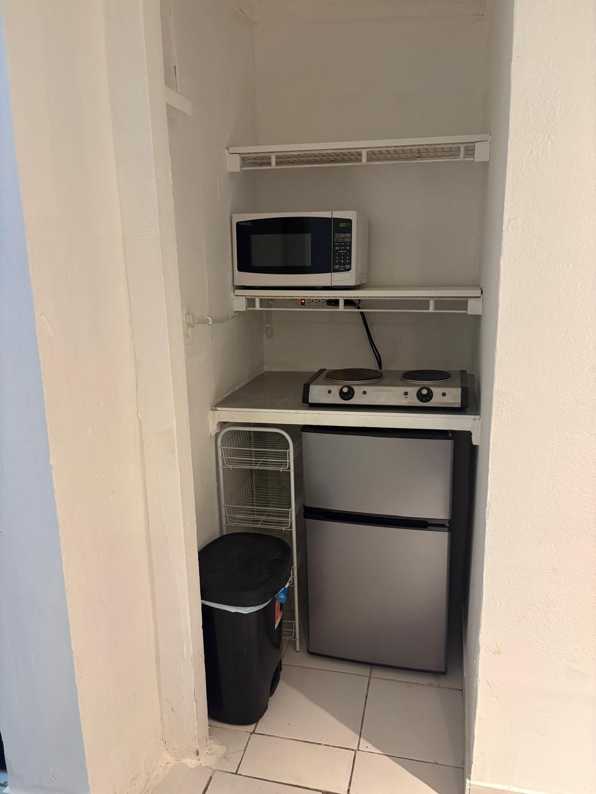hollywood - Residential Lease