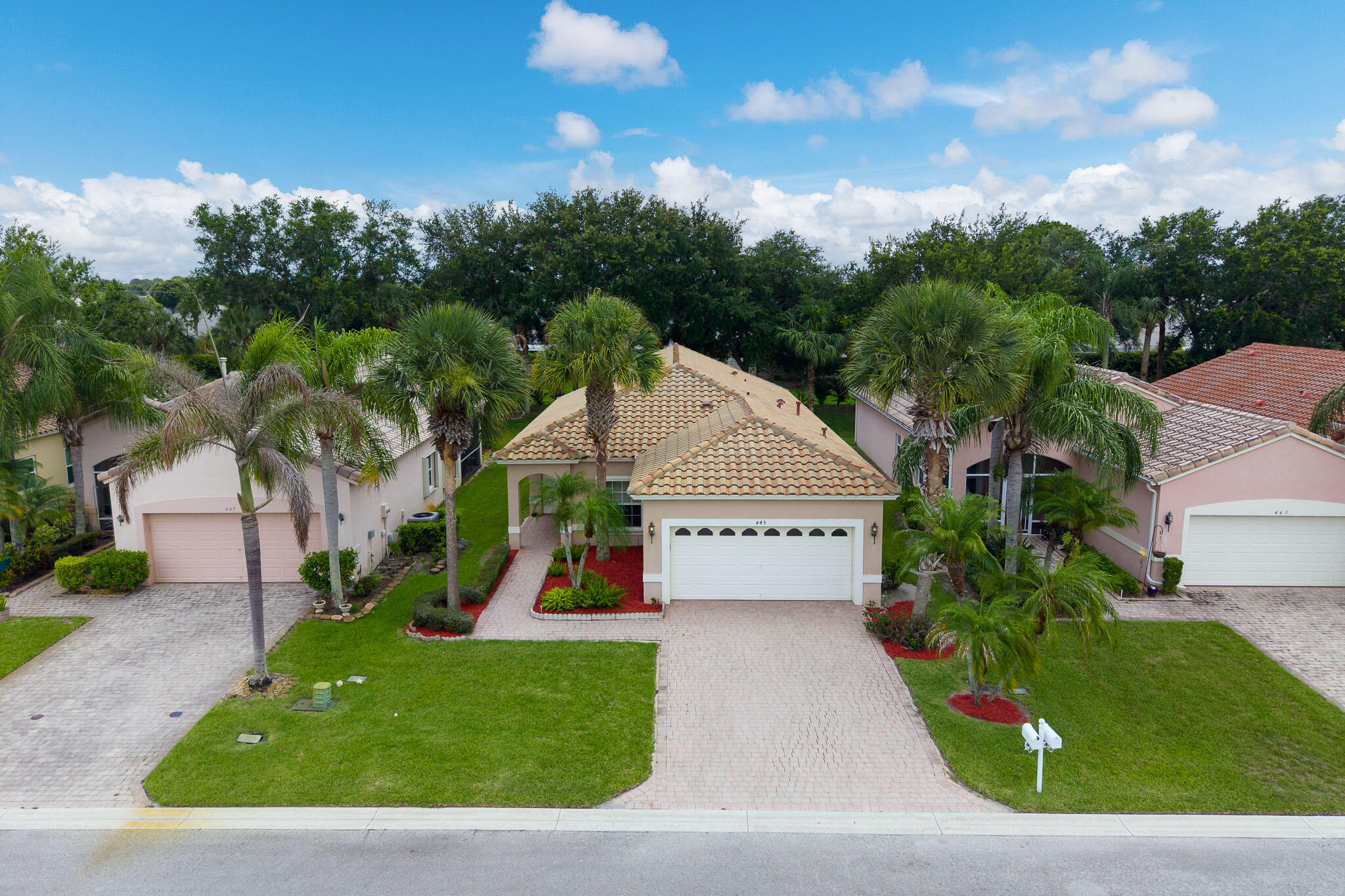 CASCADES AT ST LUCIE WEST PHASE 1 - Residential