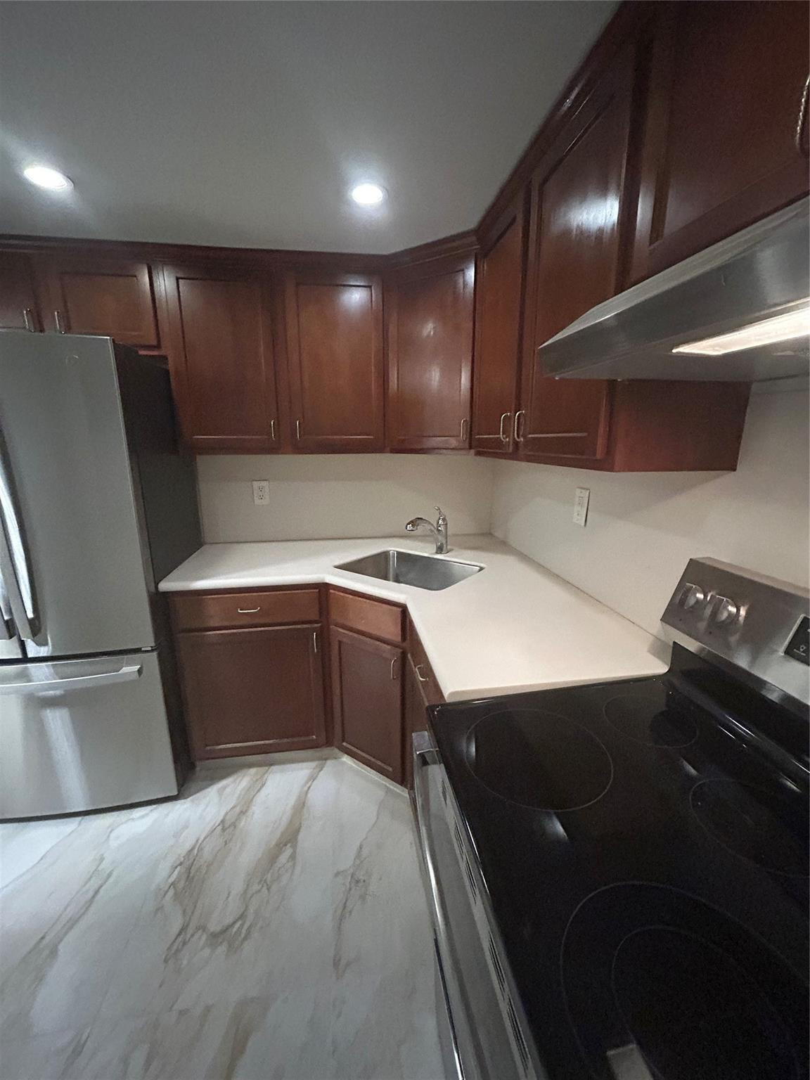 BAYSHORE EMBASSY CONDO - Residential