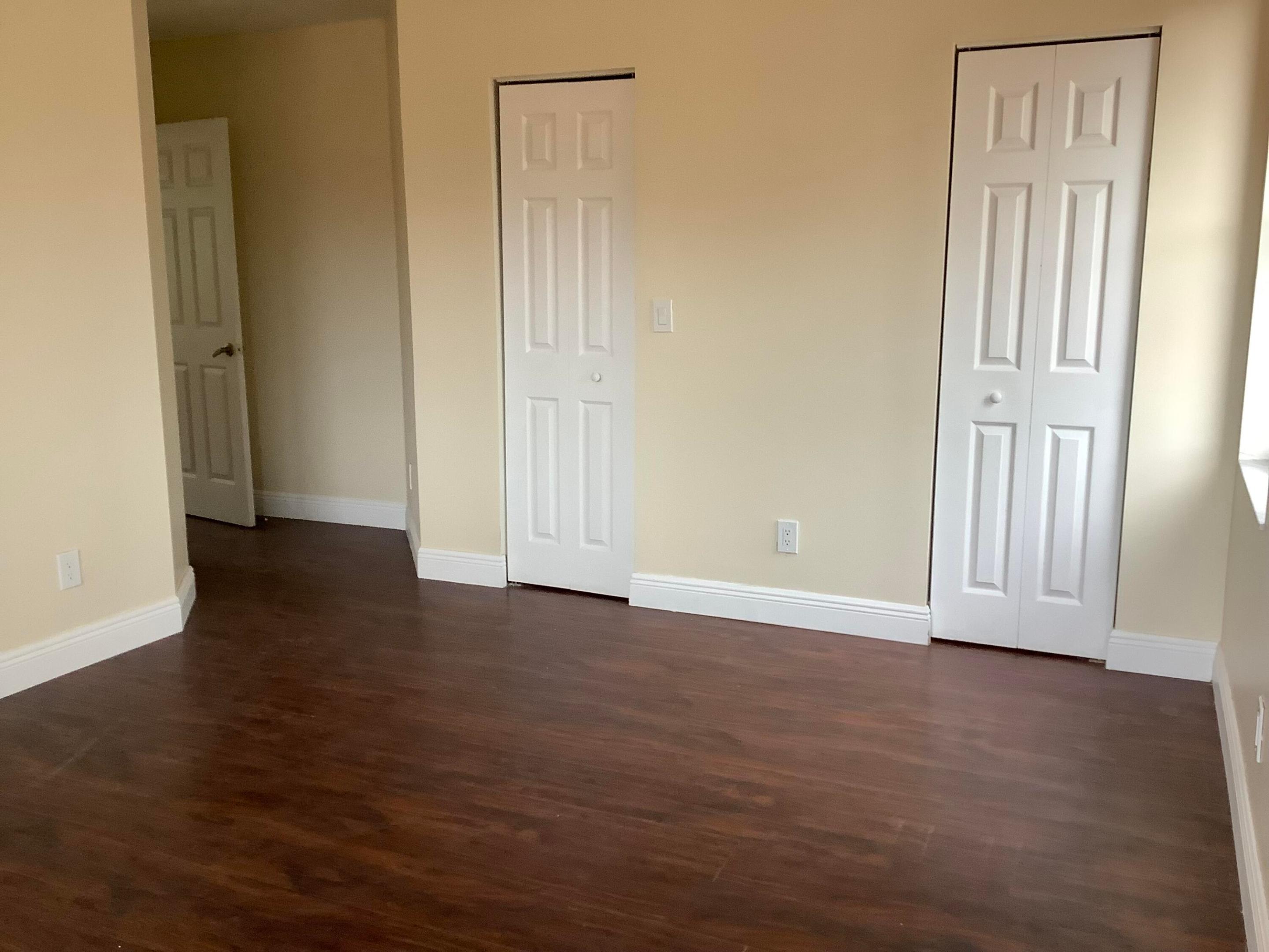 LAKES OF NEWPORT II - Residential Lease