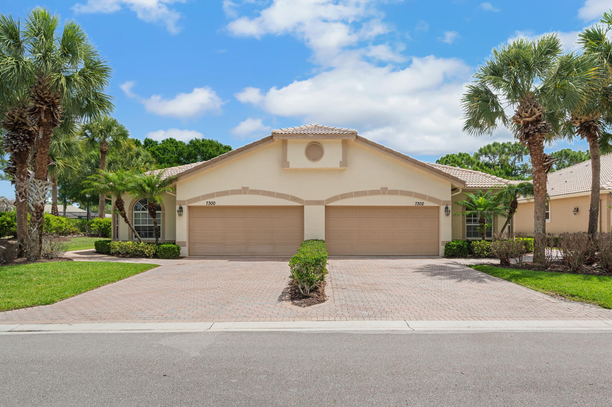 THE RESERVE WILLOW PINES E AT PGA VILLAGE - Residential