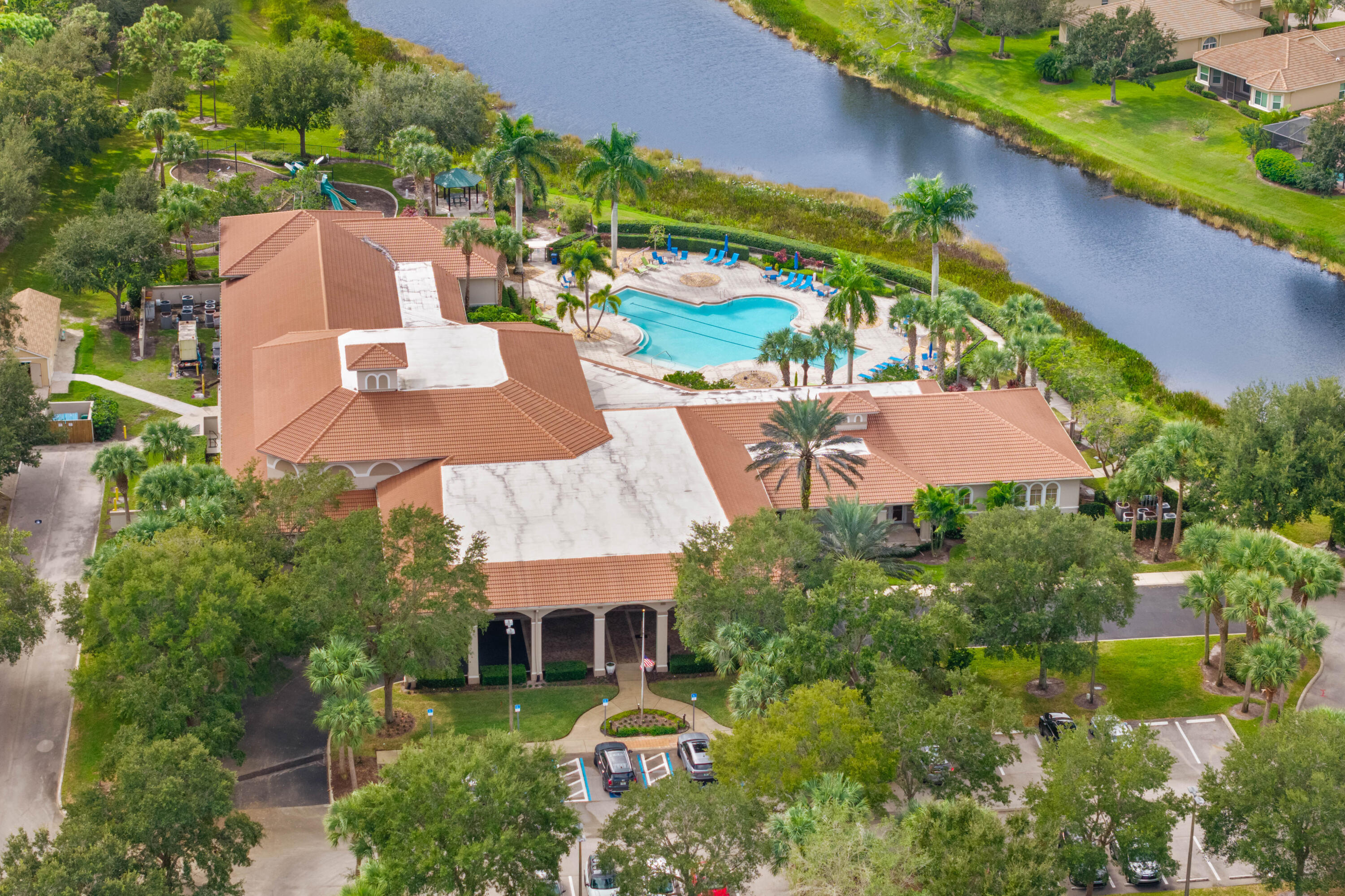 THE RESERVE WILLOW PINES E AT PGA VILLAGE - Residential