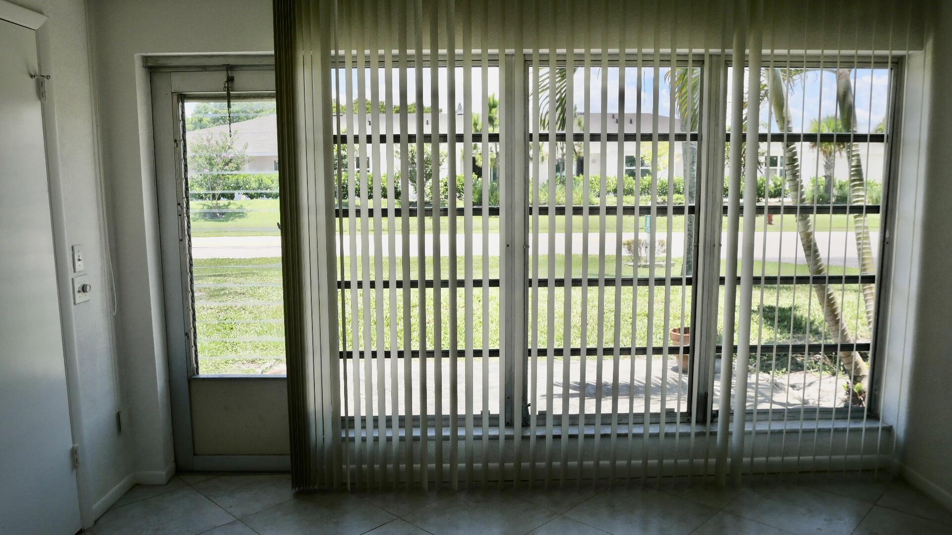 PALM GREENS AT VILLA DEL RAY CONDO II - Residential Lease