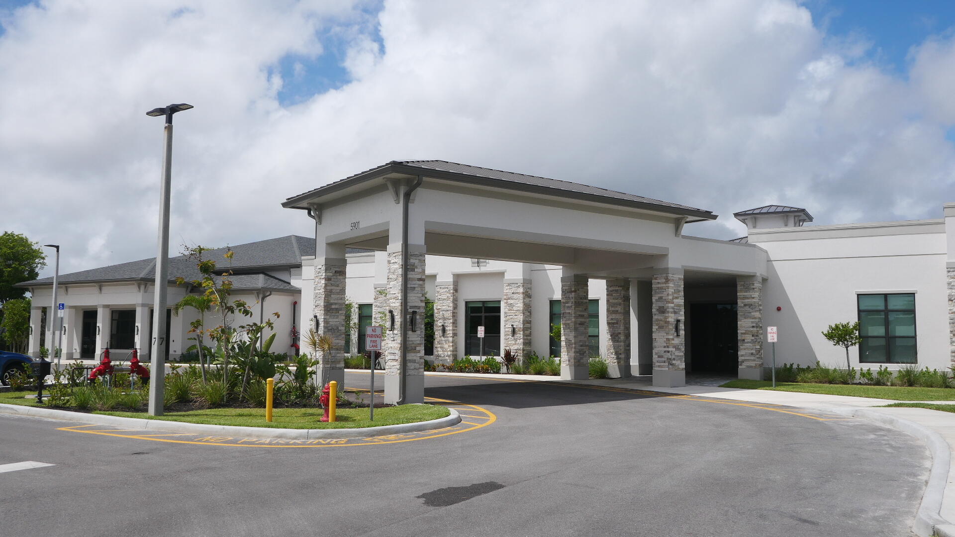 PALM GREENS AT VILLA DEL RAY CONDO II - Residential Lease