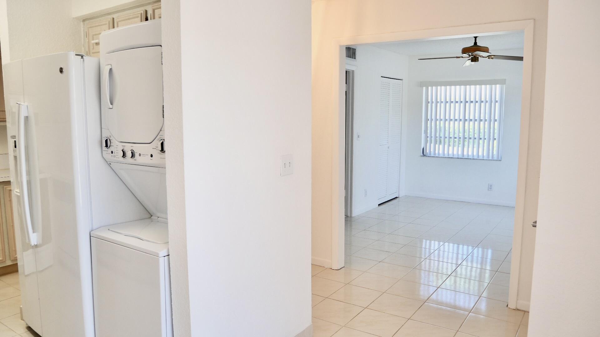 PALM GREENS AT VILLA DEL RAY CONDO II - Residential Lease