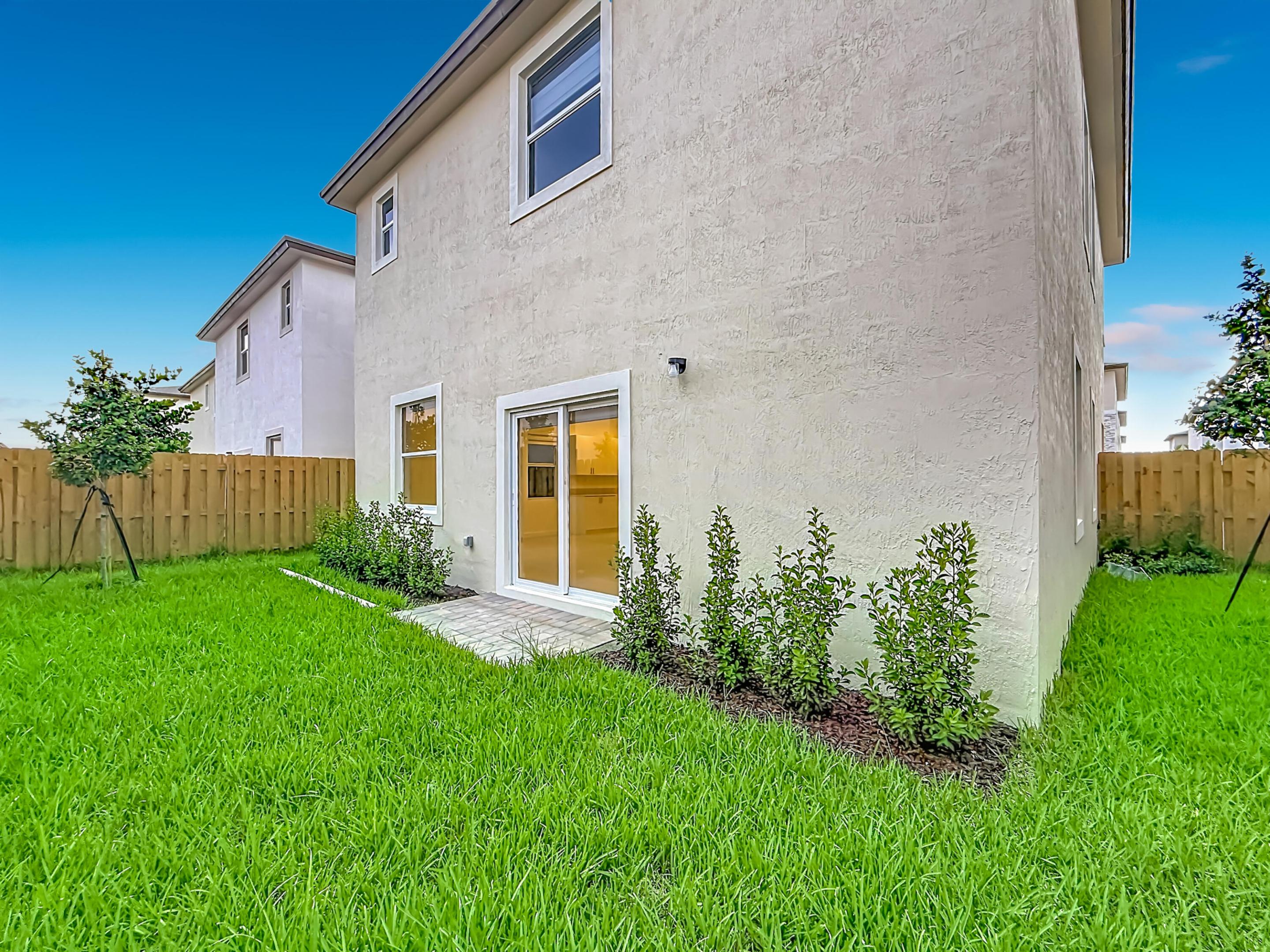 Coral Landings - Residential Lease