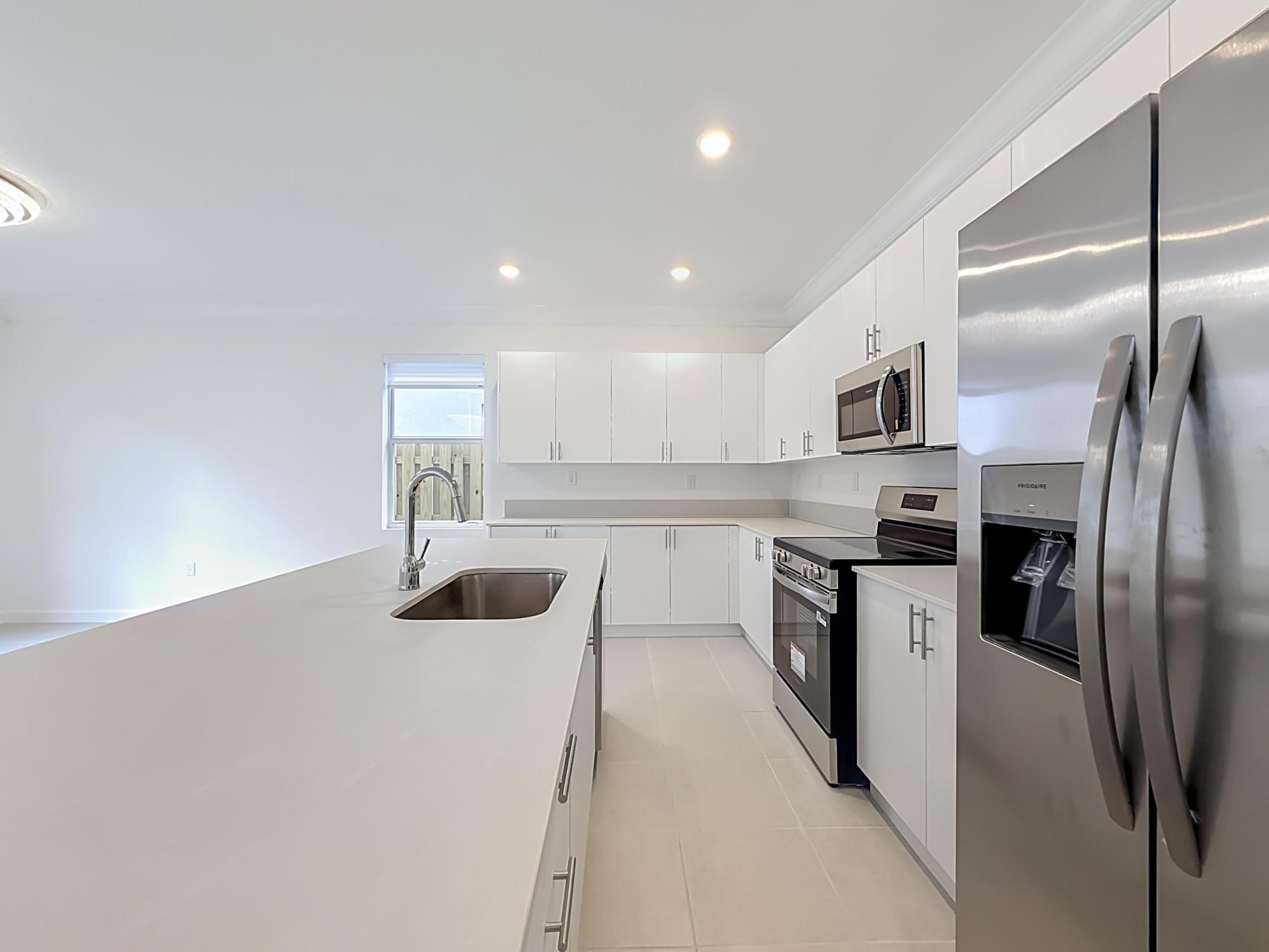 Coral Landings - Residential Lease