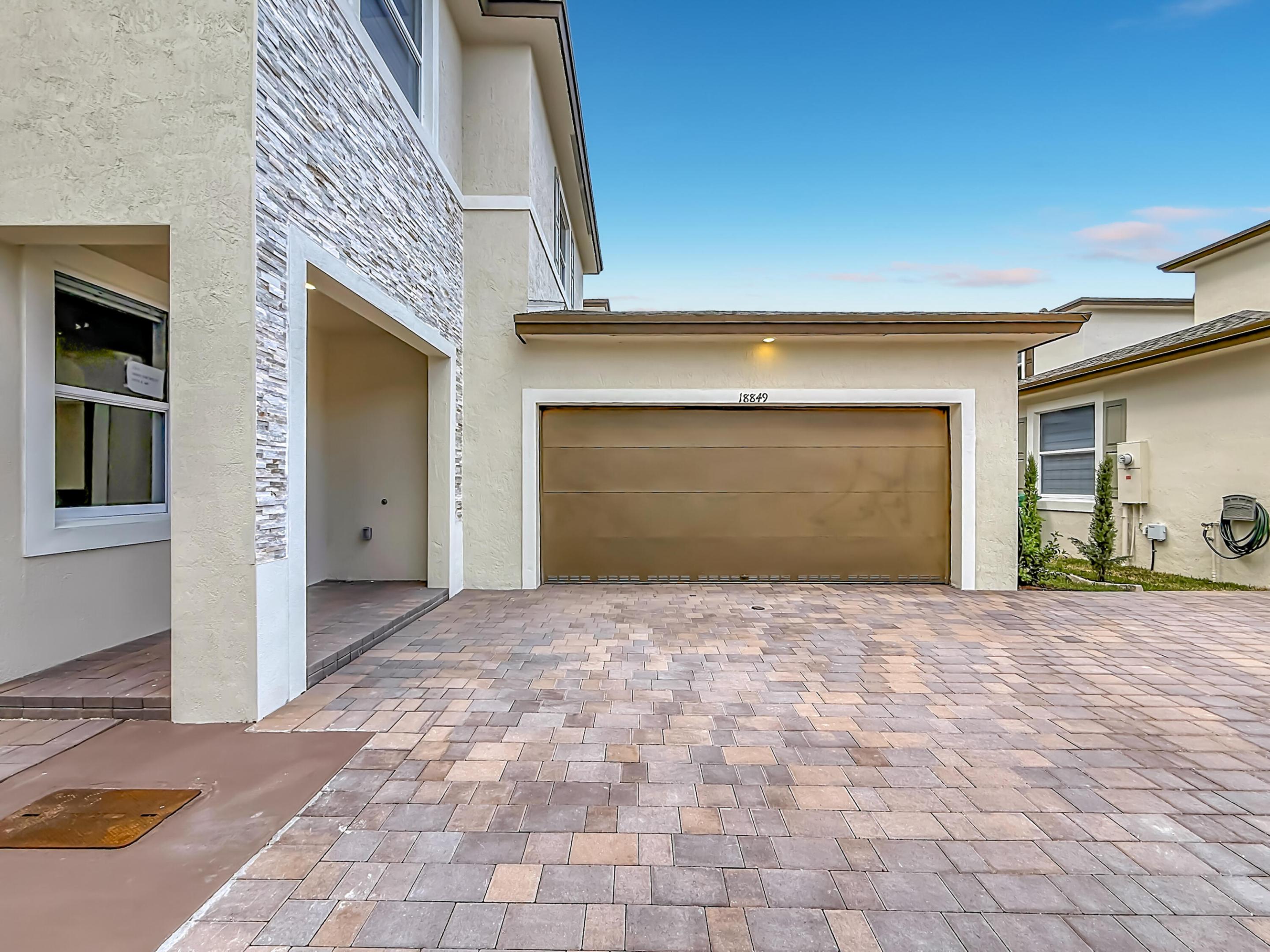 Coral Landings - Residential Lease