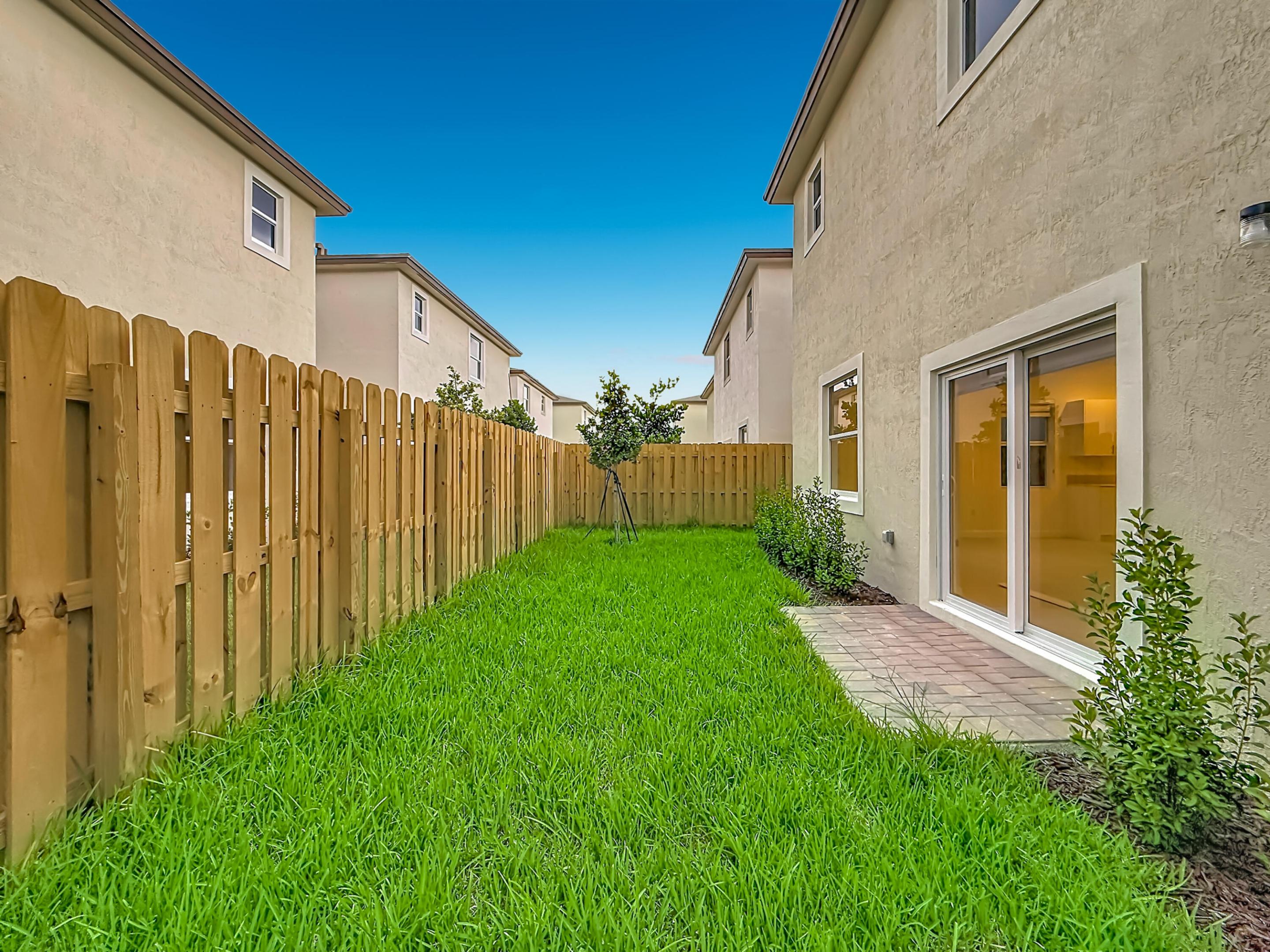Coral Landings - Residential Lease