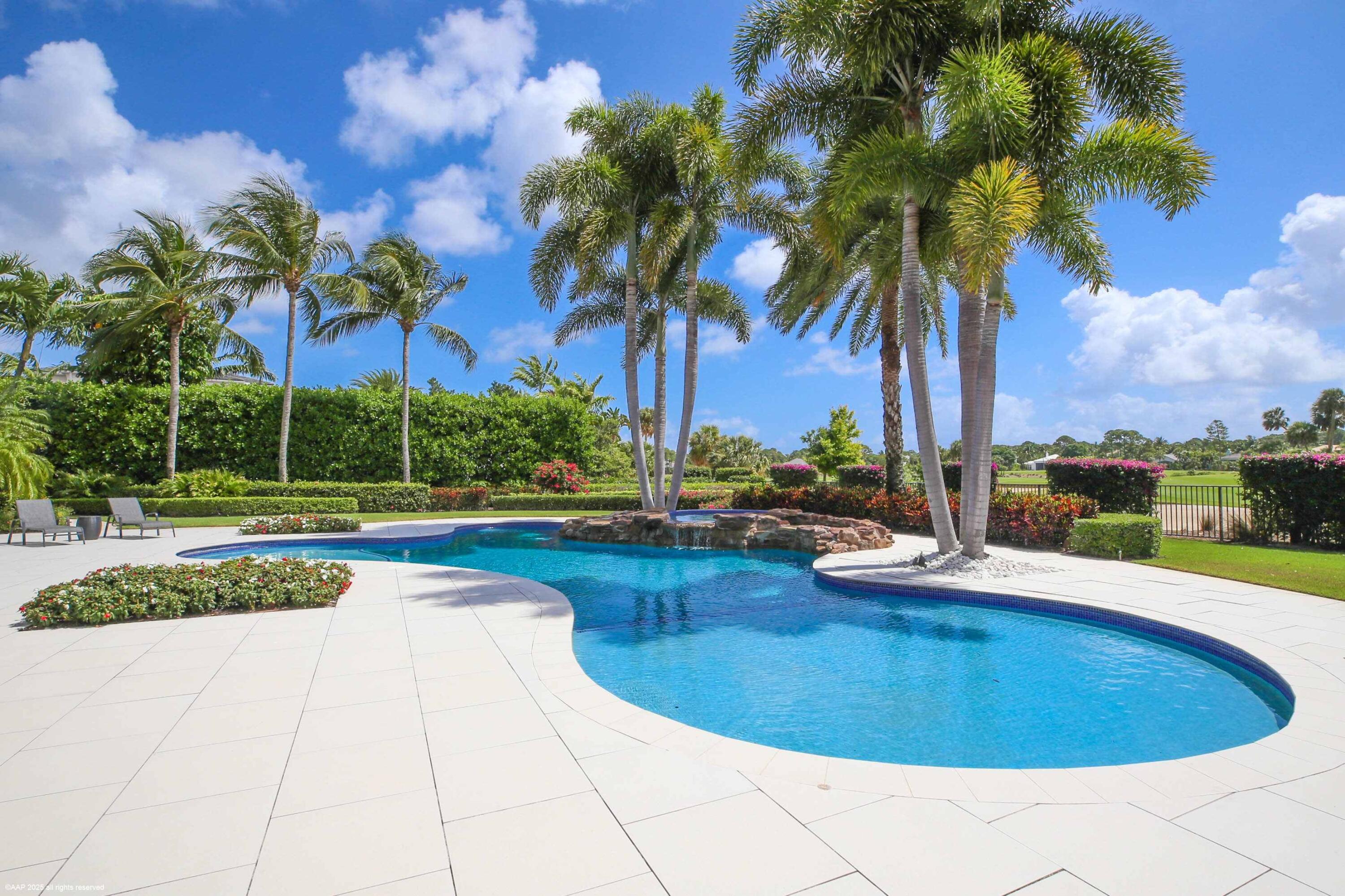 OLD PALM - Residential