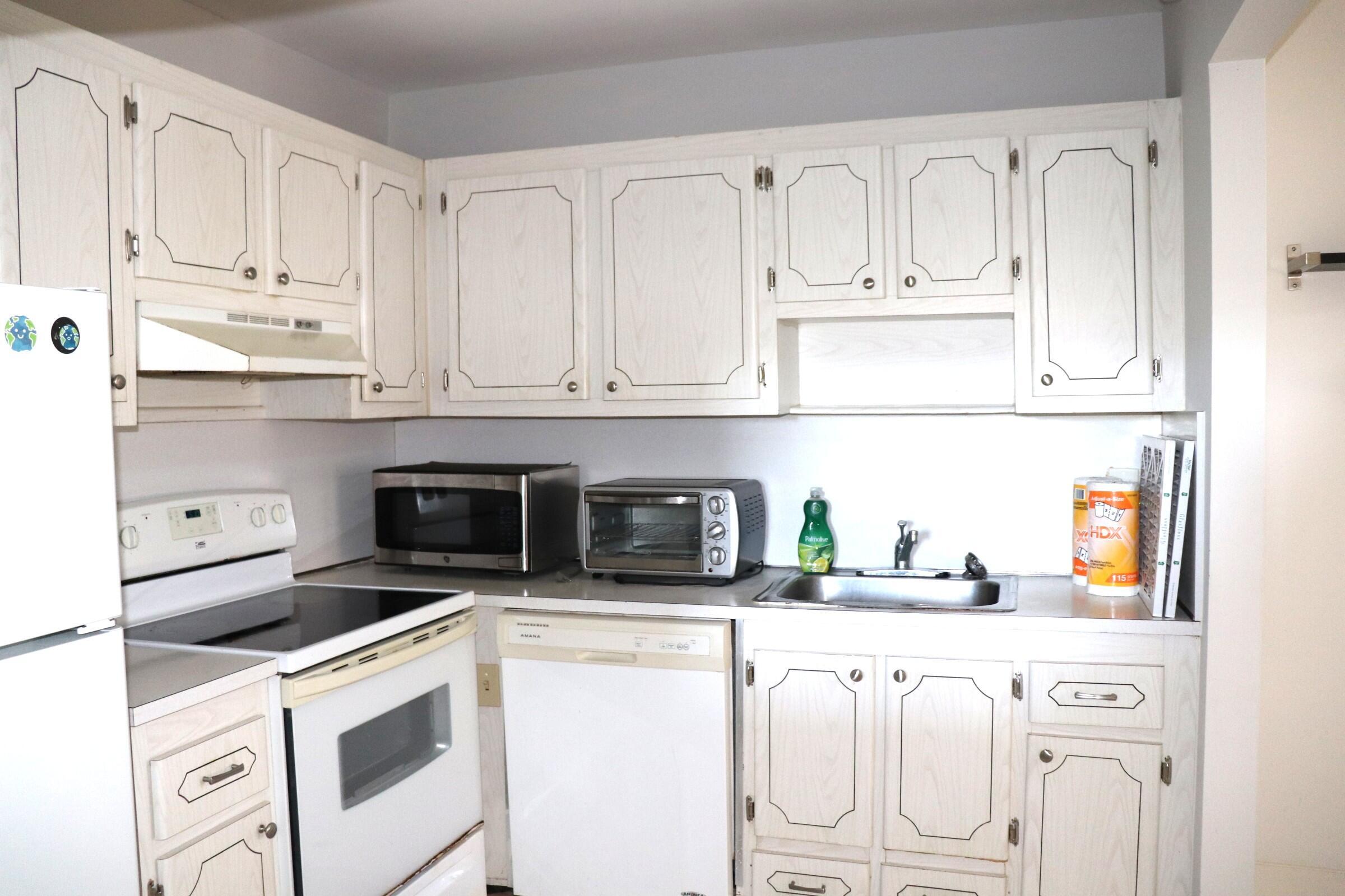 KINGS POINT BRITTANY CONDOS - Residential