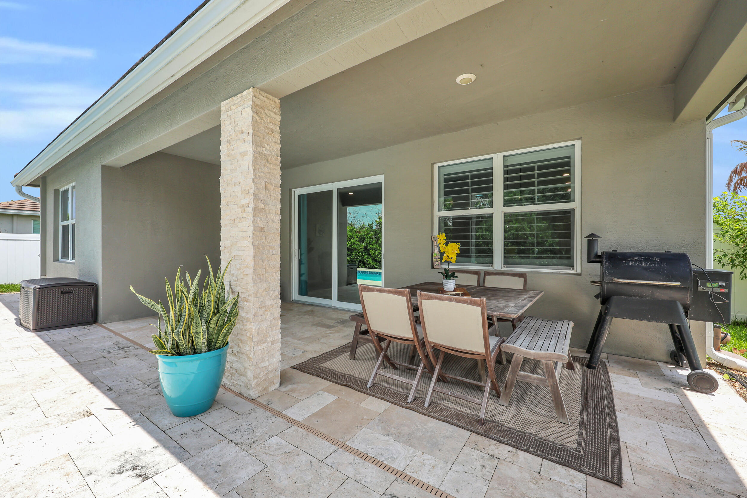 BERRY GROVE - Residential