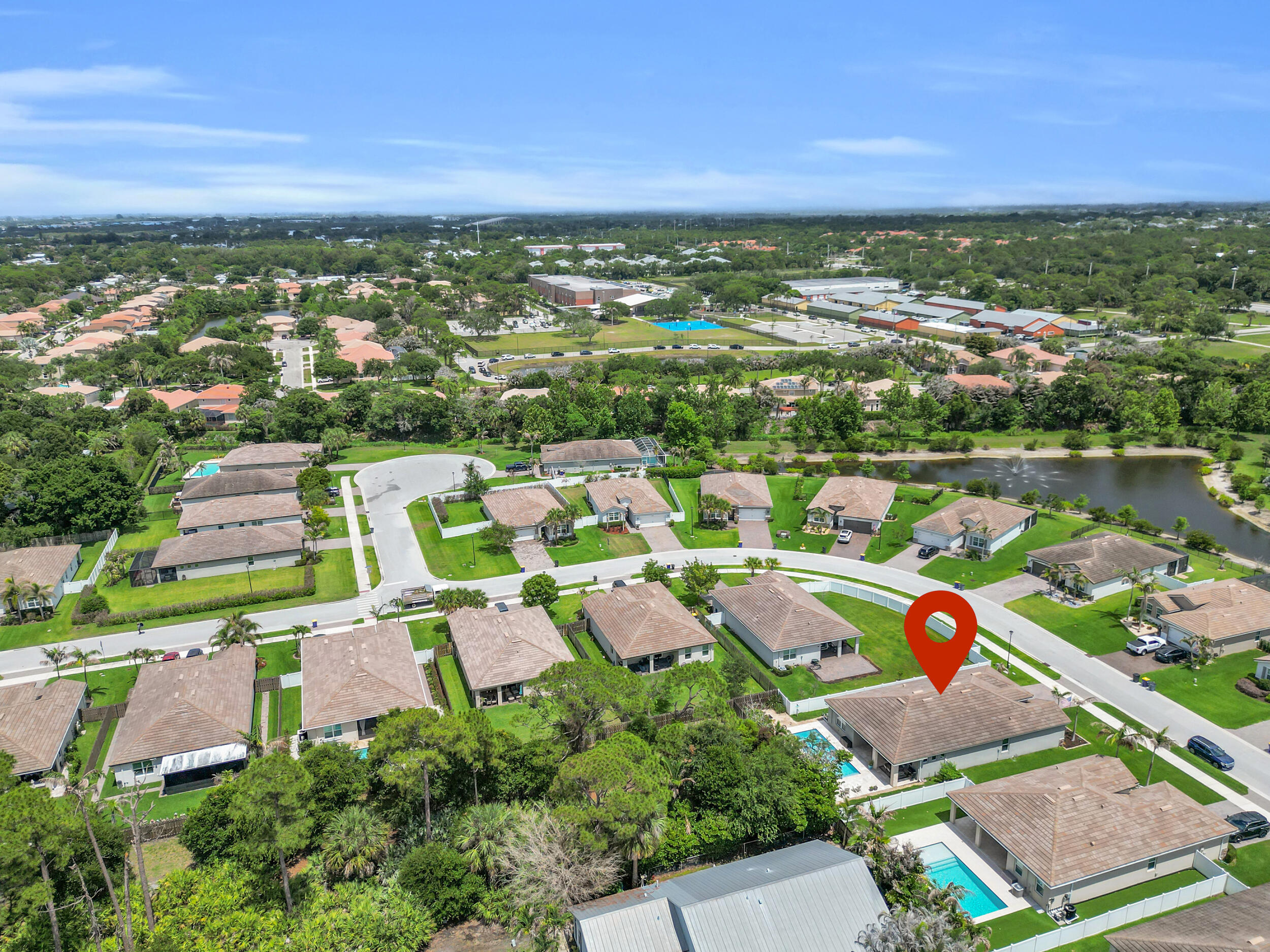 BERRY GROVE - Residential