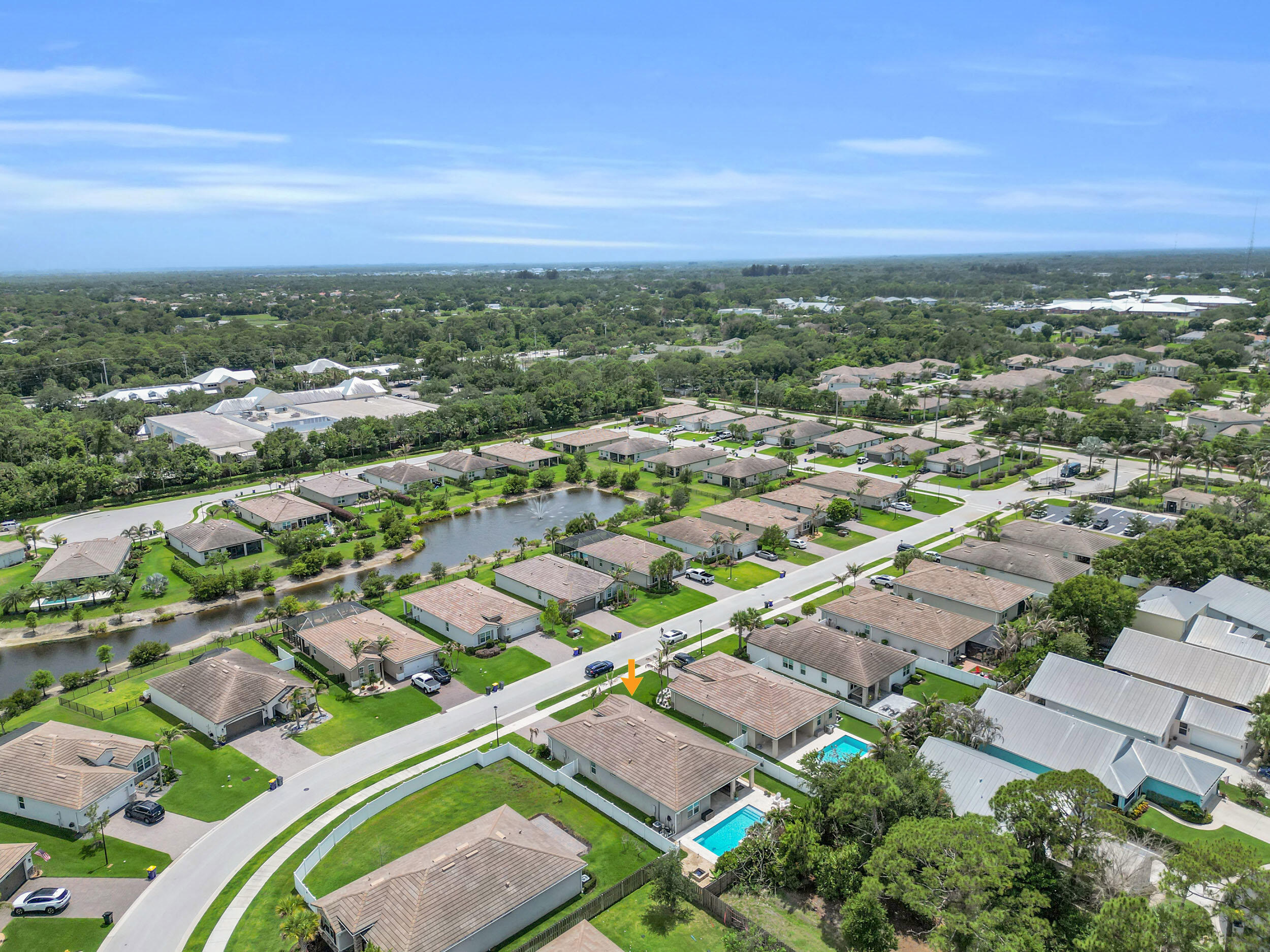 BERRY GROVE - Residential
