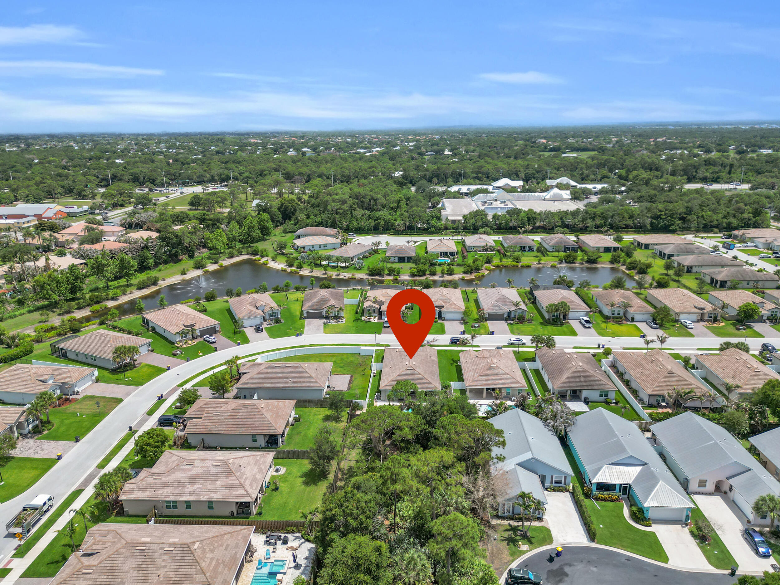 BERRY GROVE - Residential