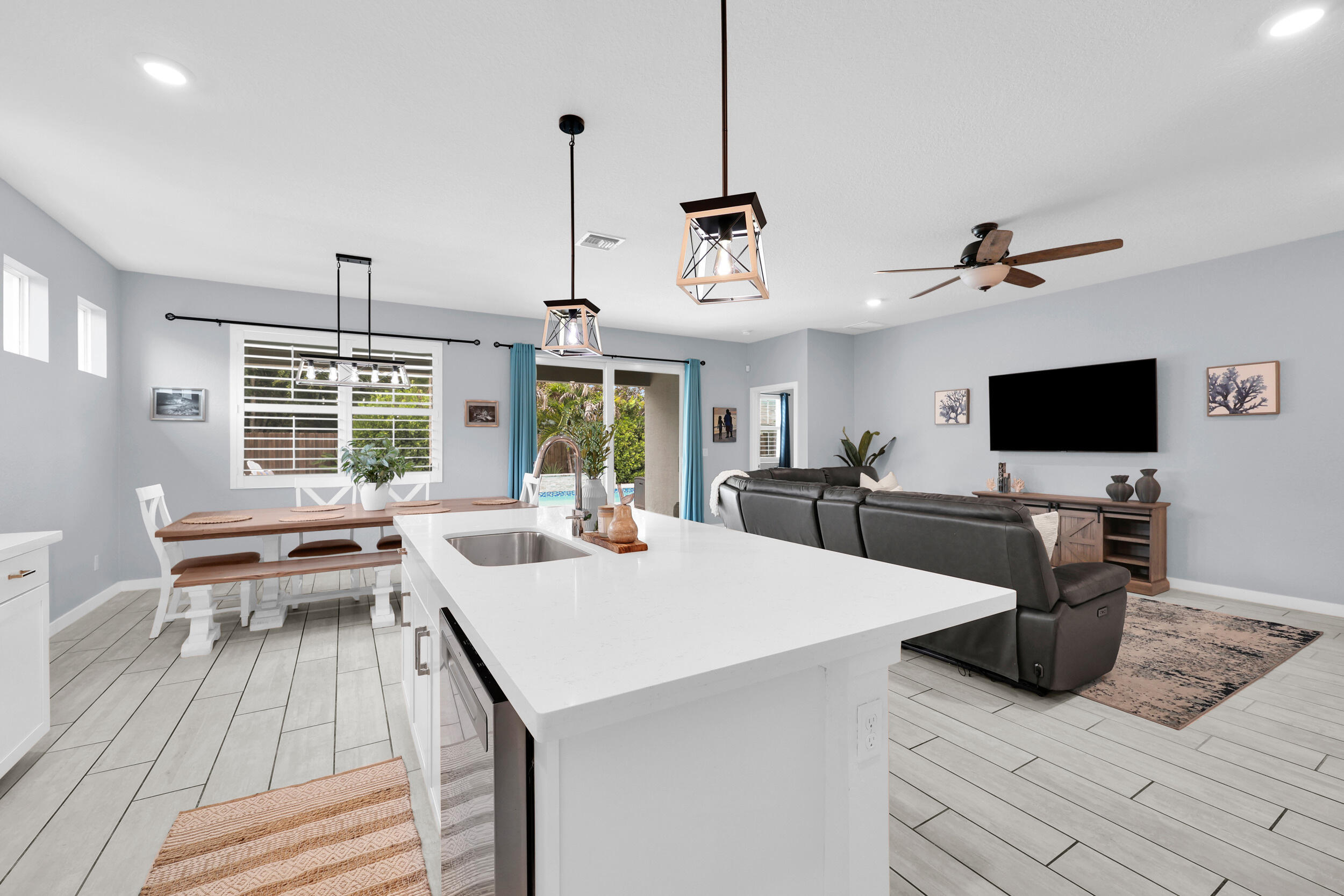 BERRY GROVE - Residential