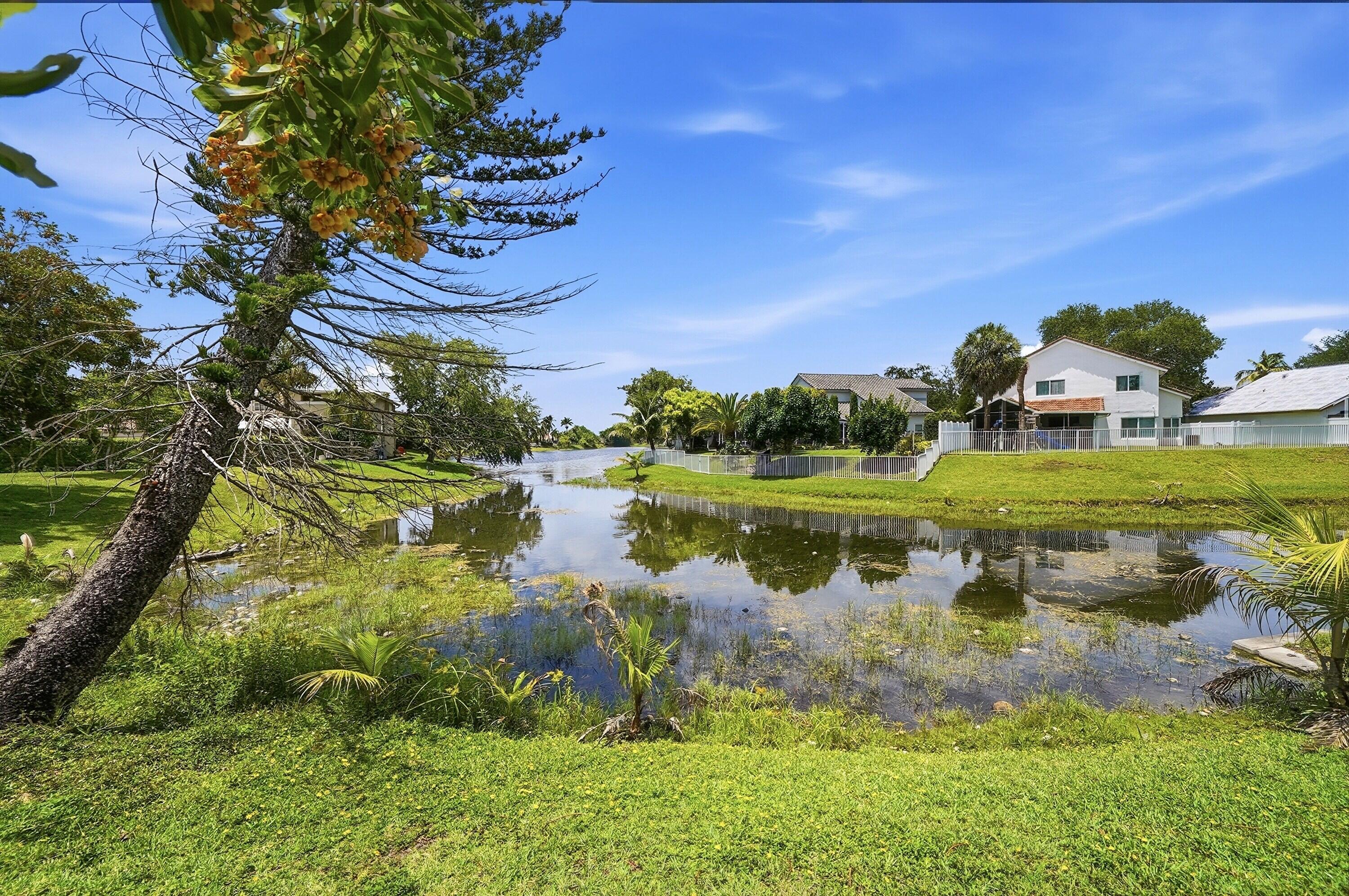 HOLIDAY SPRINGS EAST - Residential