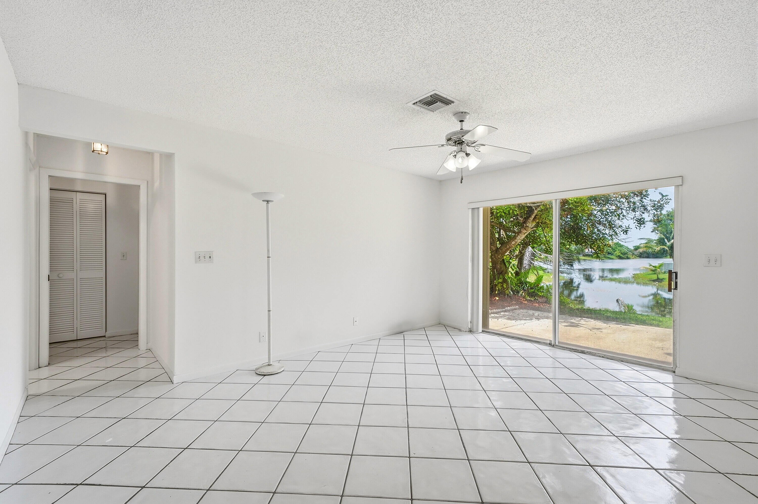 HOLIDAY SPRINGS EAST - Residential