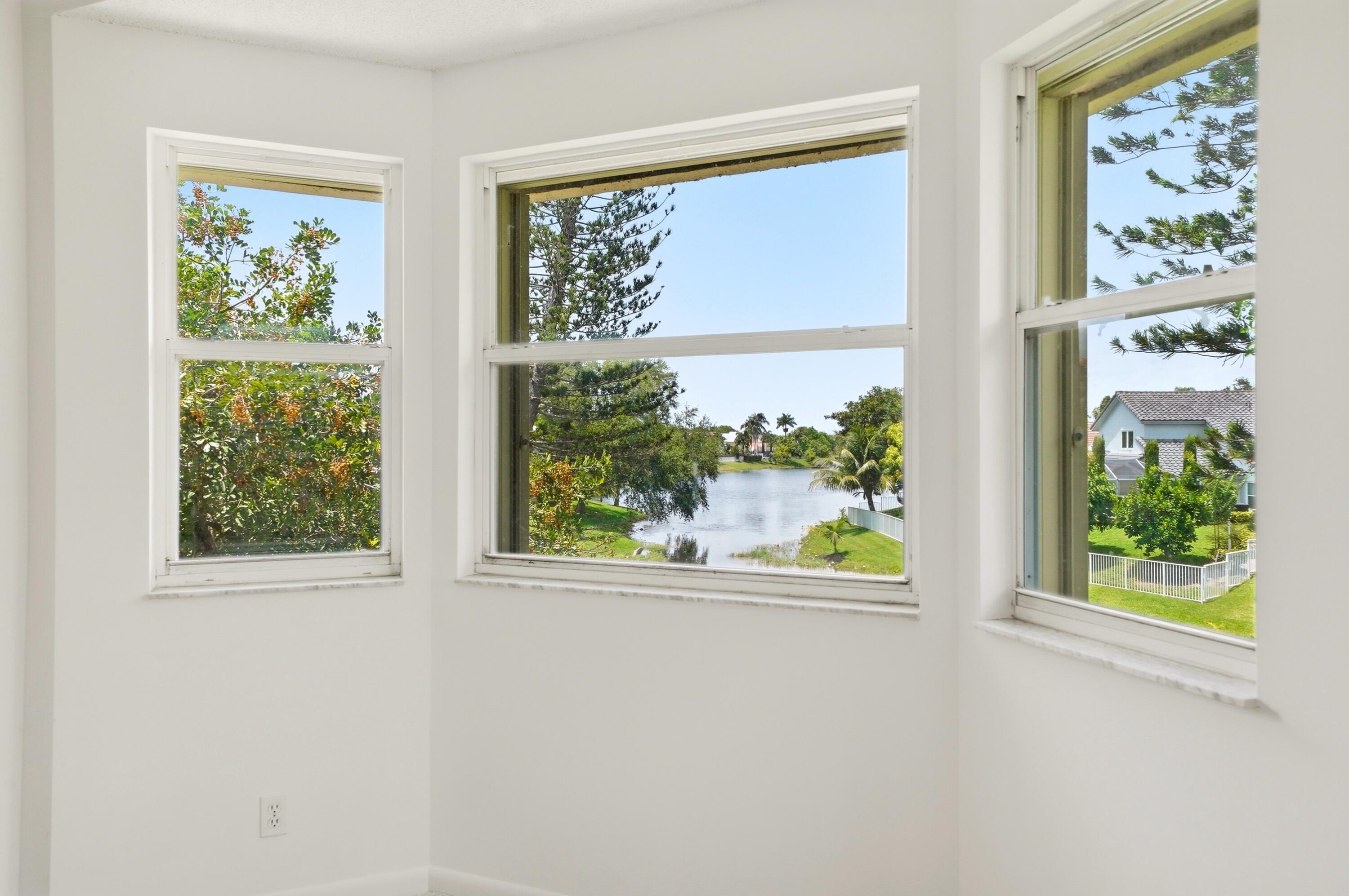 HOLIDAY SPRINGS EAST - Residential