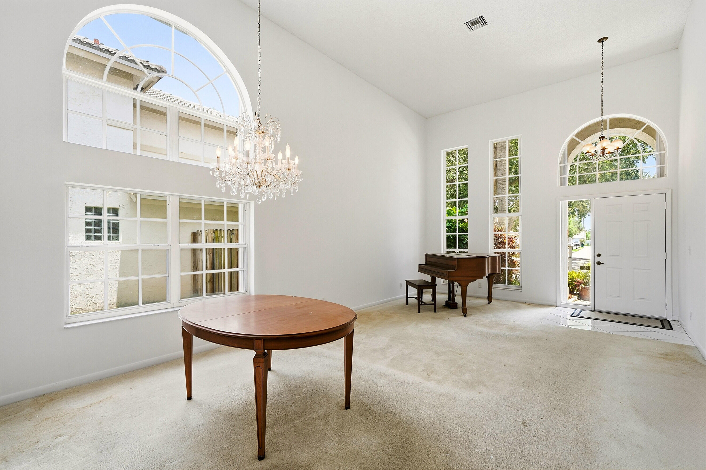 HOLIDAY SPRINGS EAST - Residential