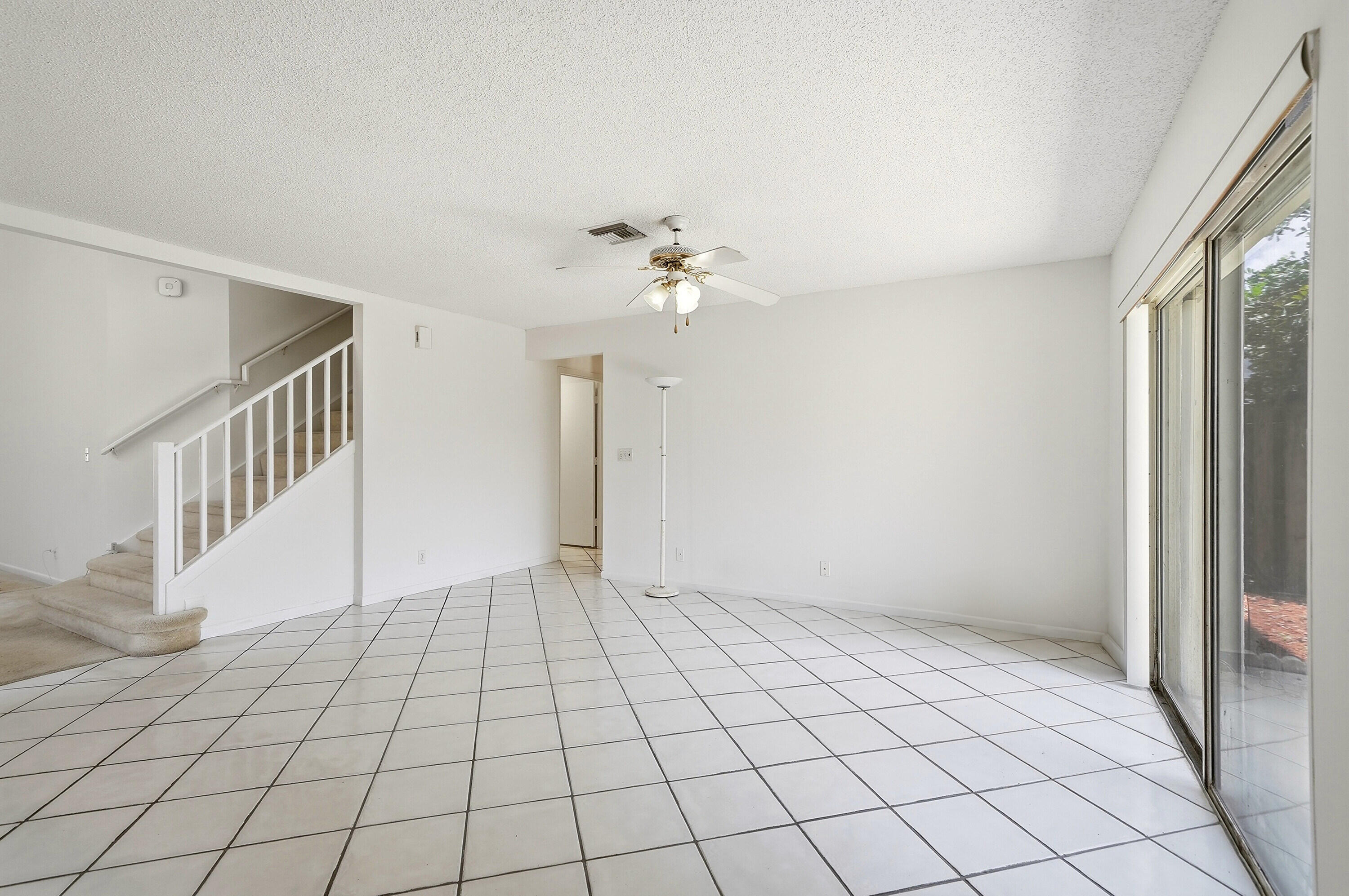 HOLIDAY SPRINGS EAST - Residential