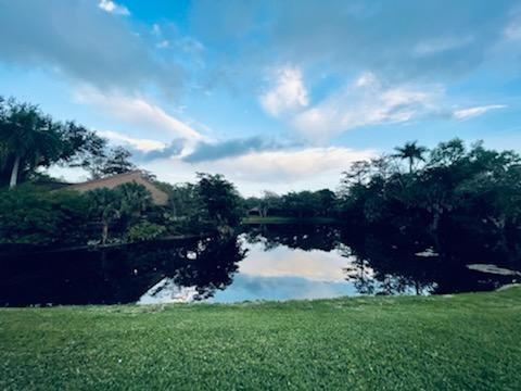 Banyan Lakes - Residential
