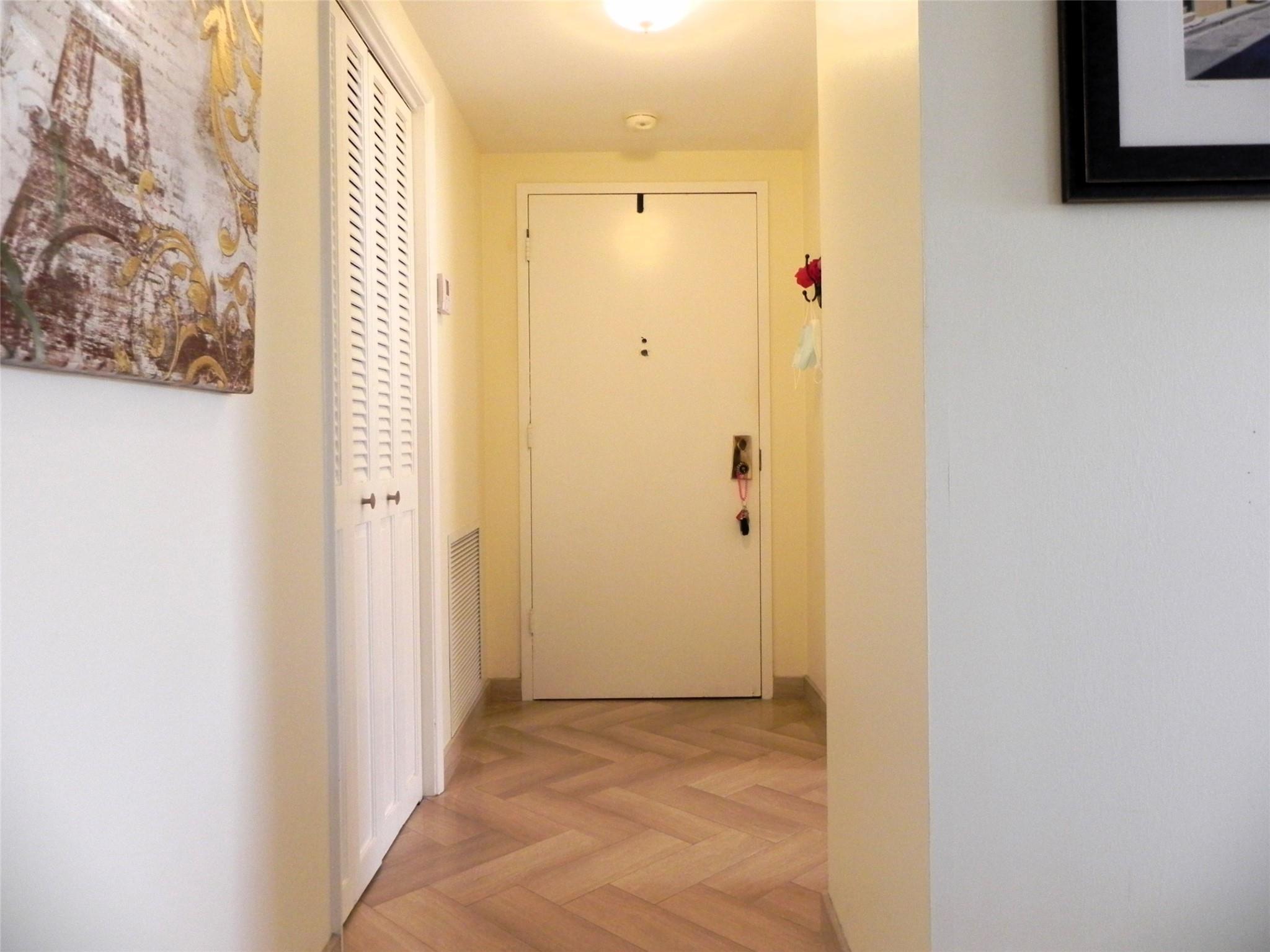 HILLCREST EAST - Residential