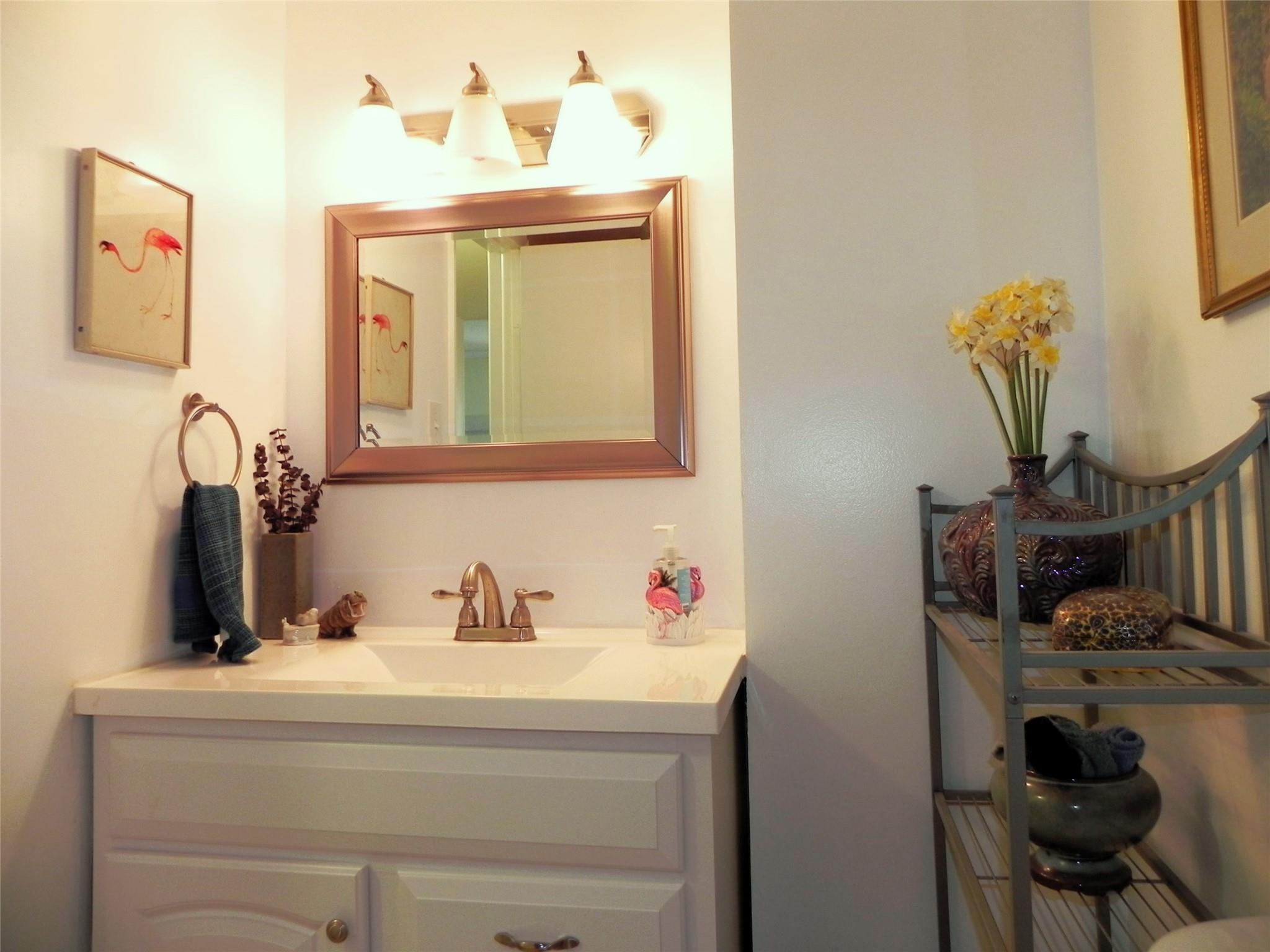 HILLCREST EAST - Residential