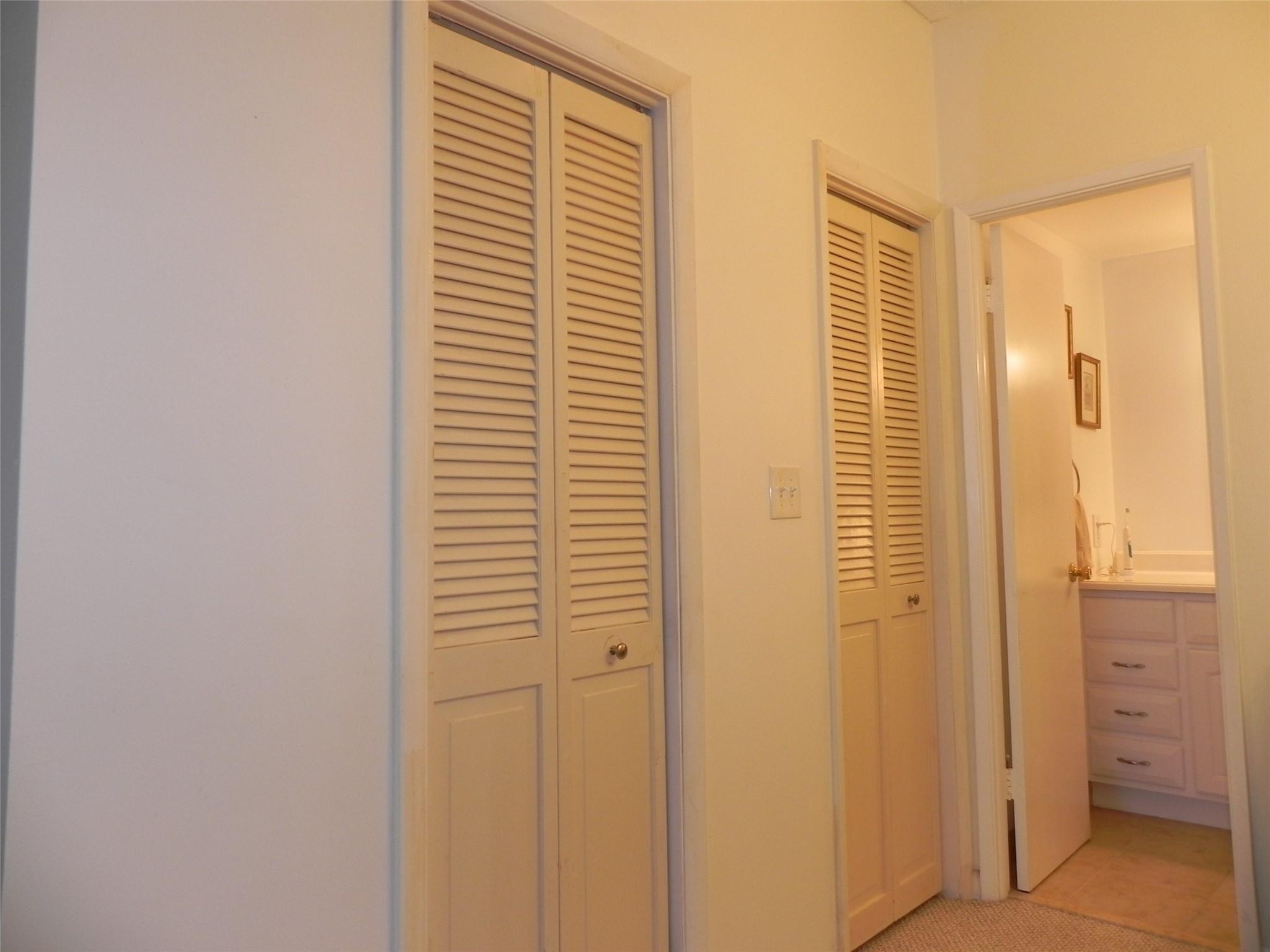 HILLCREST EAST - Residential