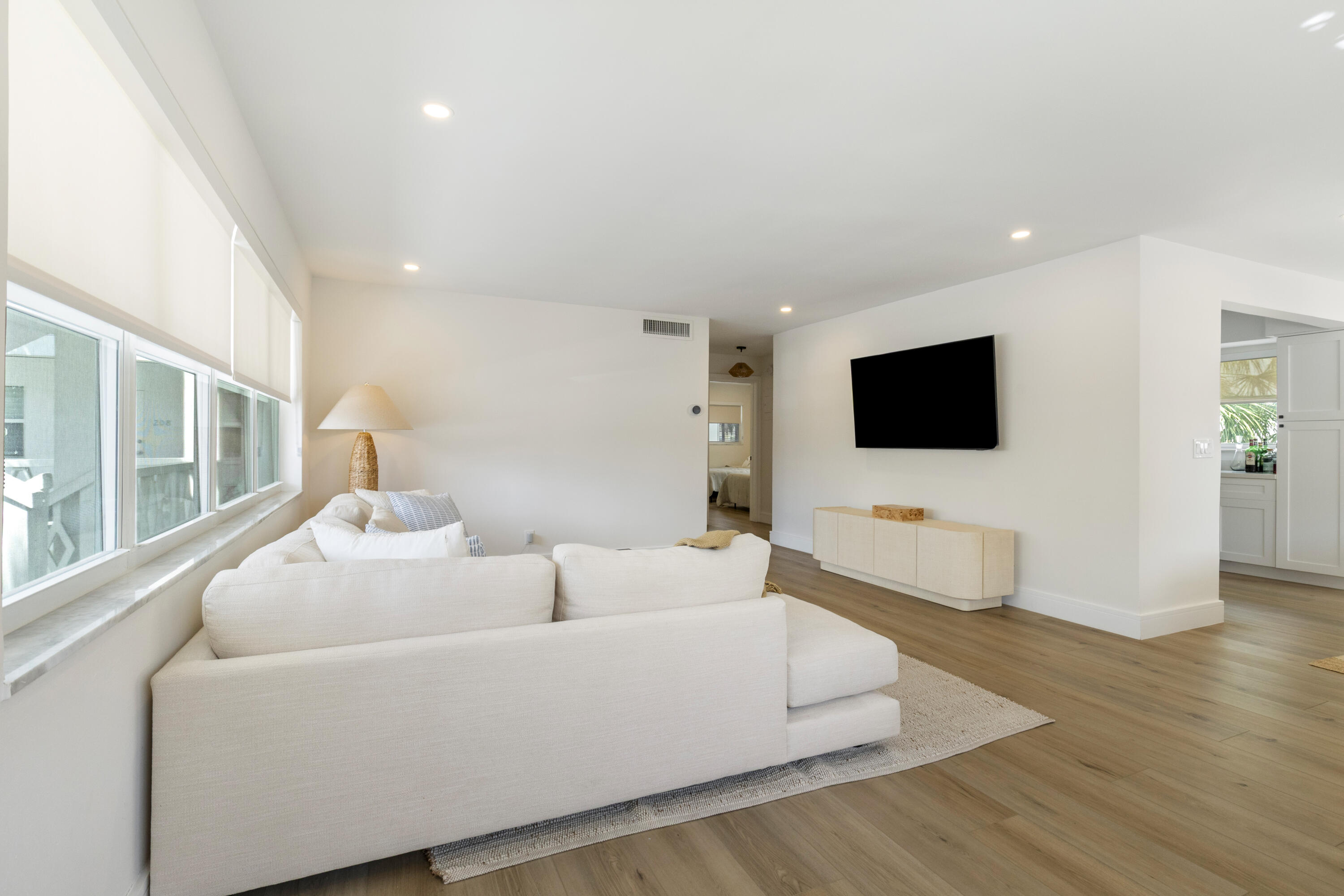 YORKDALES CARALLTON ISLE CONDO - Residential