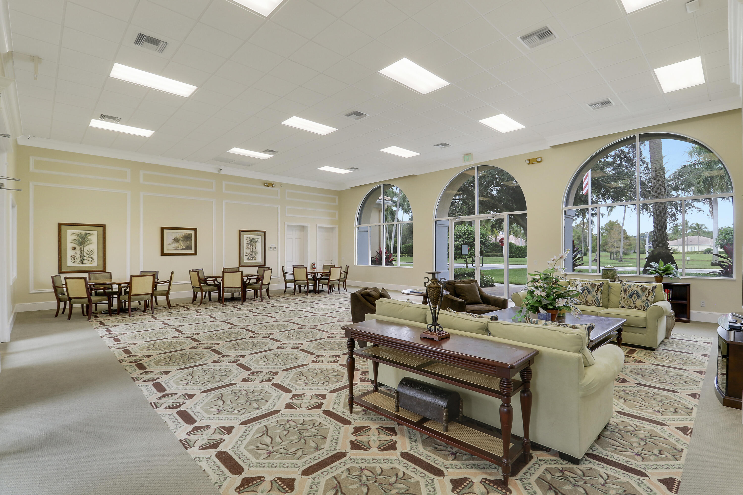 ISLES AT PALM BEACH GARDENS - Residential