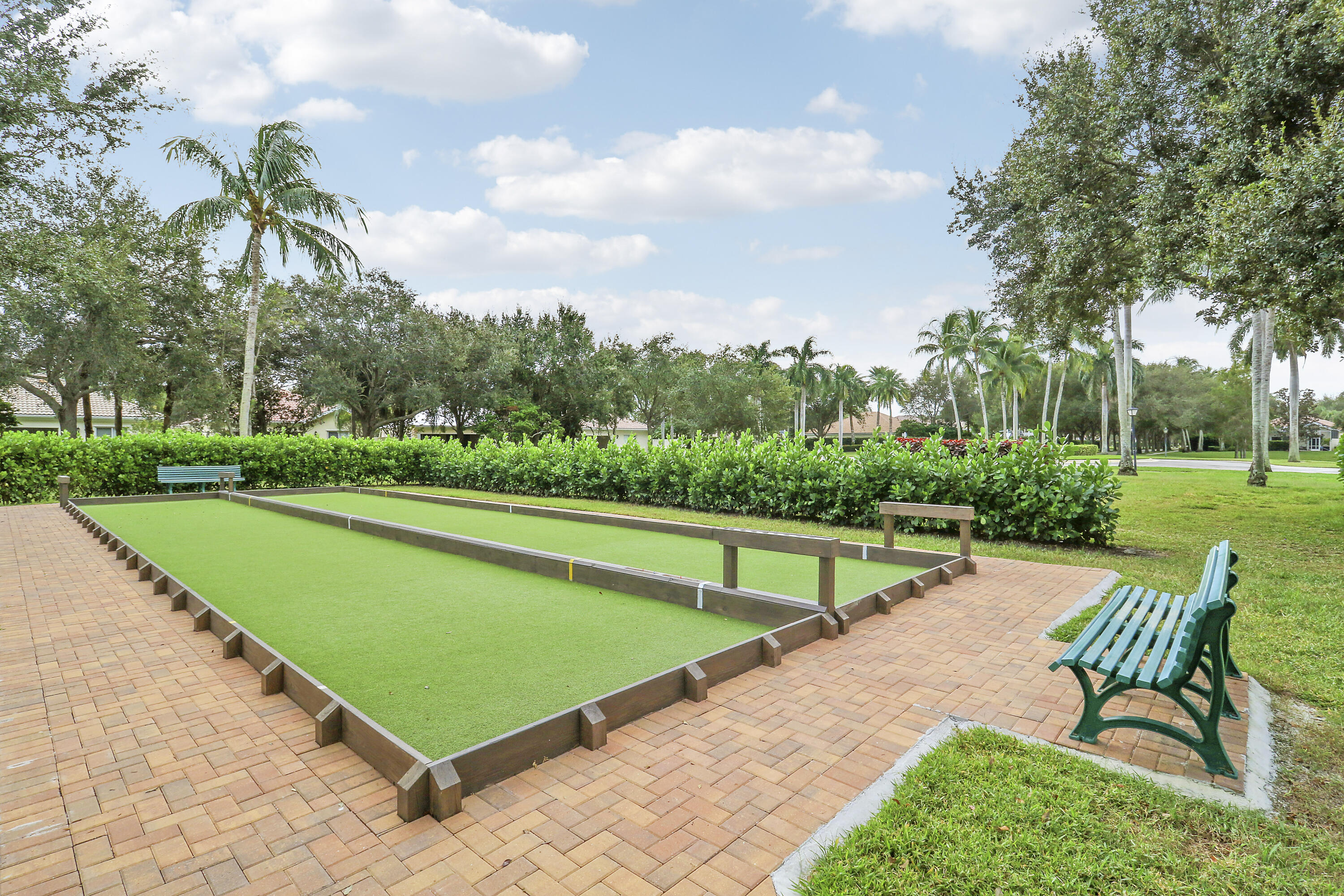 ISLES AT PALM BEACH GARDENS - Residential