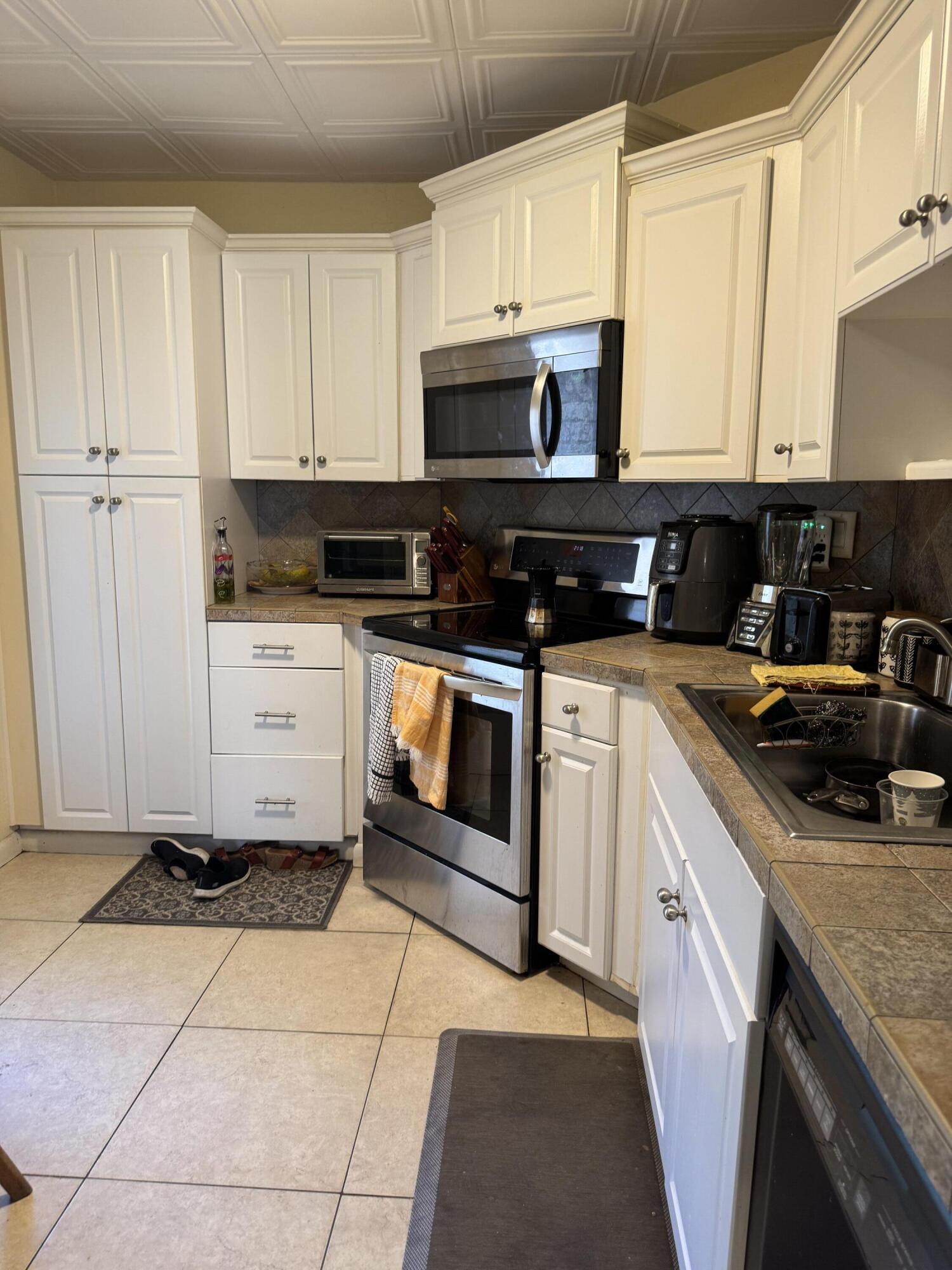 GREENWAY VILLAGE NORTH CONDO 2 - Residential Lease