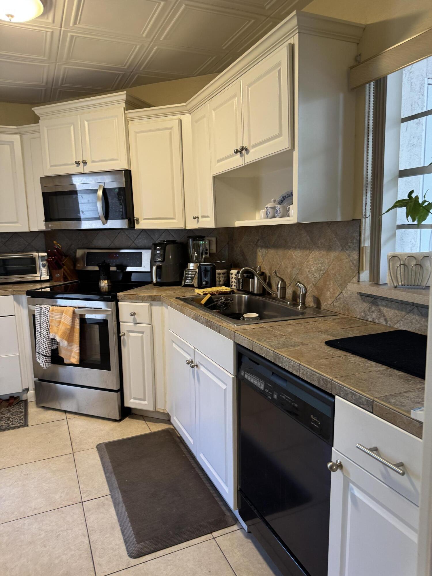 GREENWAY VILLAGE NORTH CONDO 2 - Residential Lease