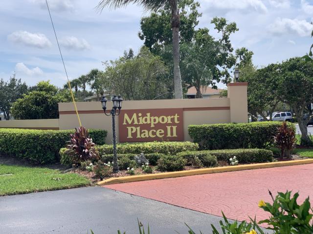 Beautiful 2br/2ba first floor community pool*** Located: close to hospitals, schools, shopping centers, US1, Crosstown. Features: new vinyl flooring, new ac, freshly painted, open kitchen with a nice view. Bathroom upgrade, Very nice community and clean, Balcony and very comfortable apt