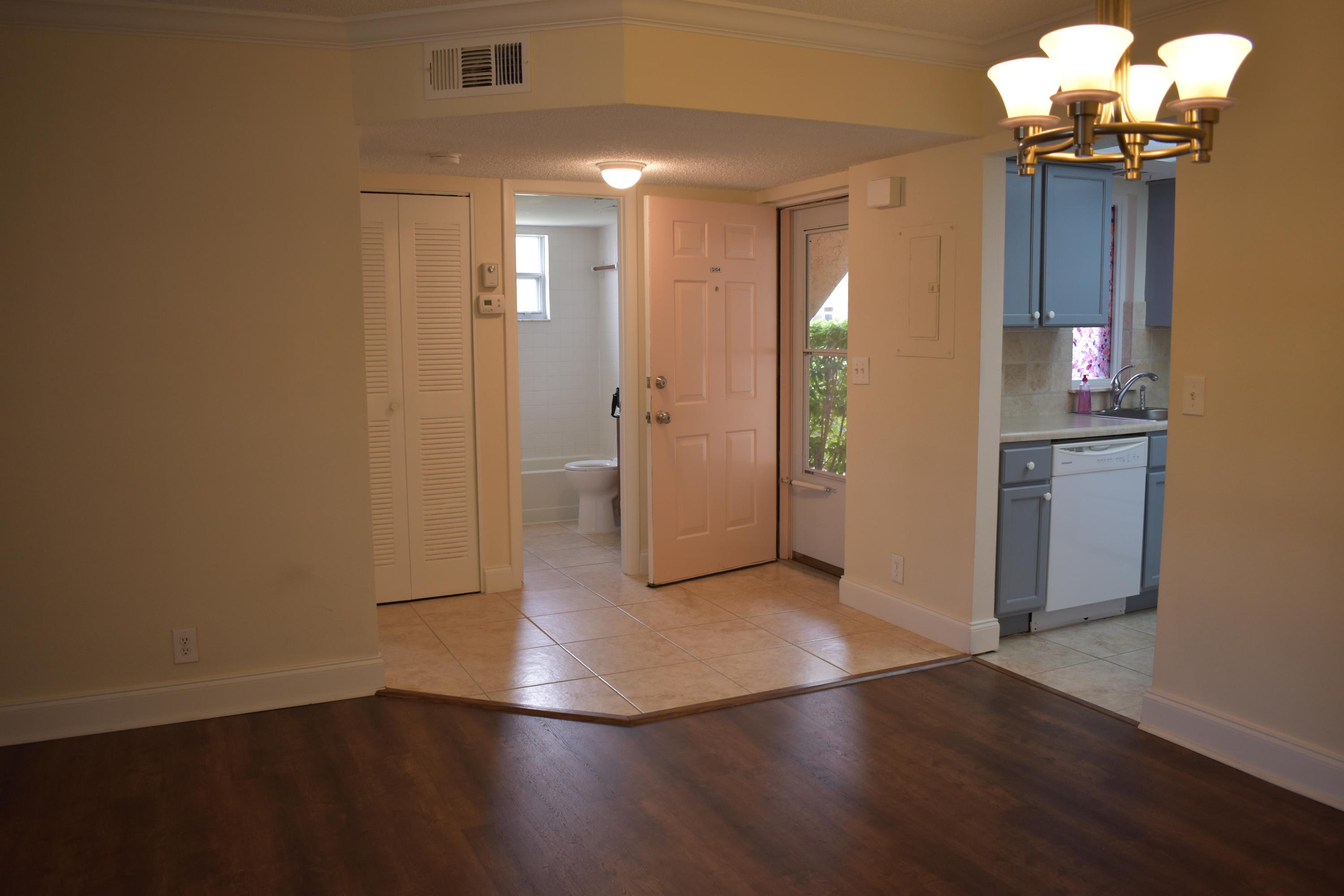 MIDPORT PLACE II, A CONDOMINIUM - Residential Lease