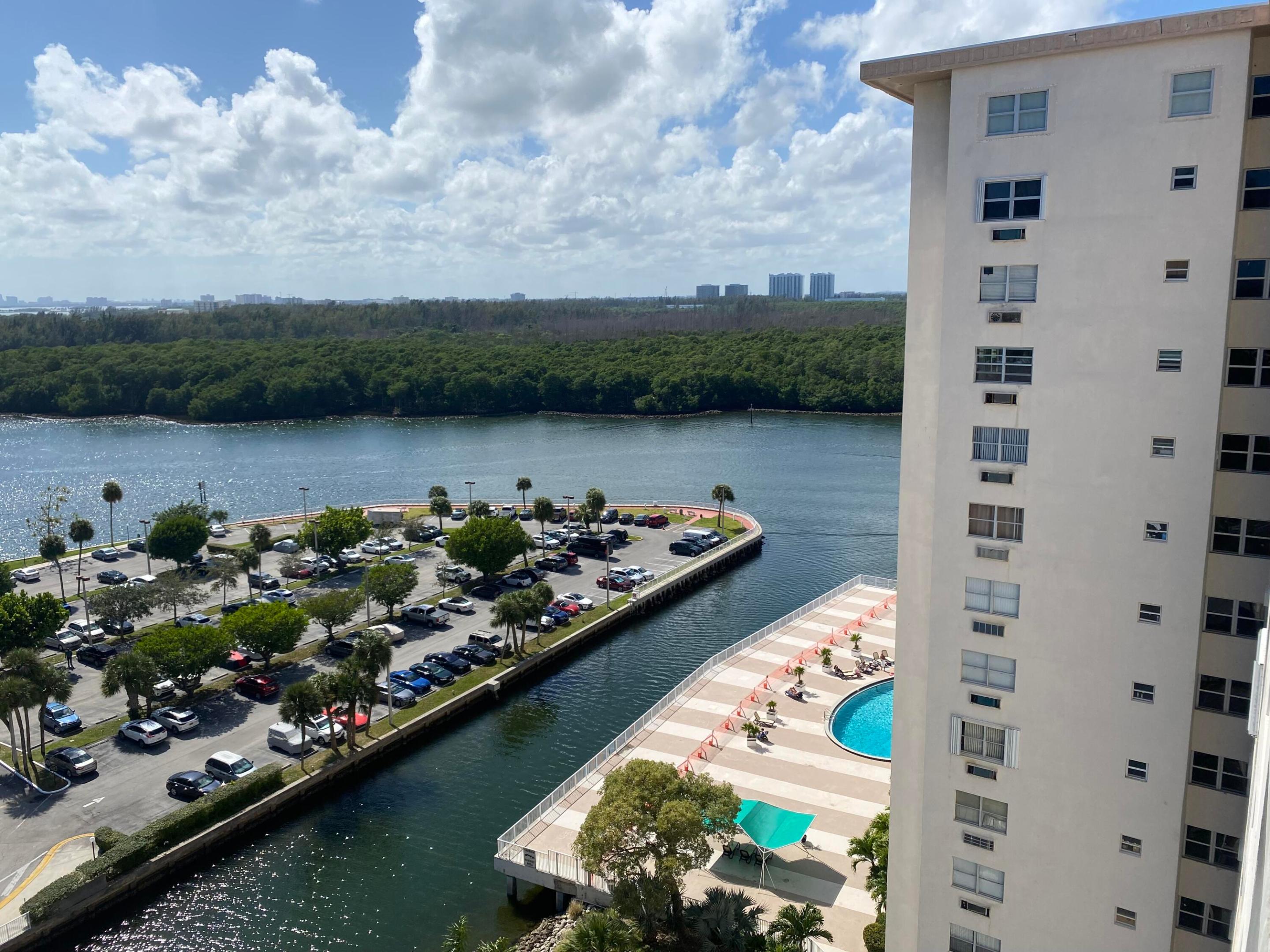 COASTAL TOWERS CONDO - Residential