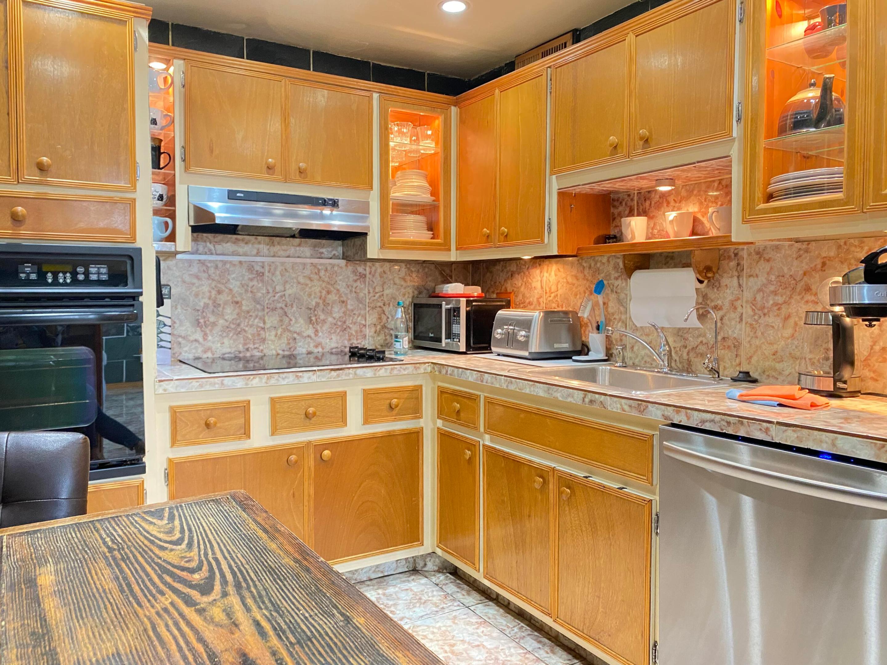 COASTAL TOWERS CONDO - Residential
