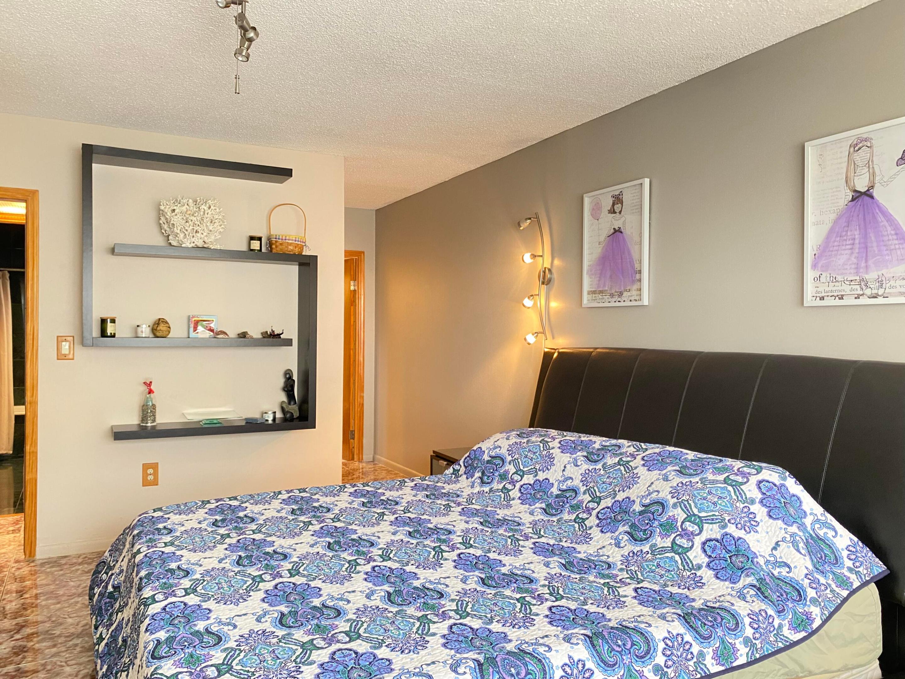 COASTAL TOWERS CONDO - Residential