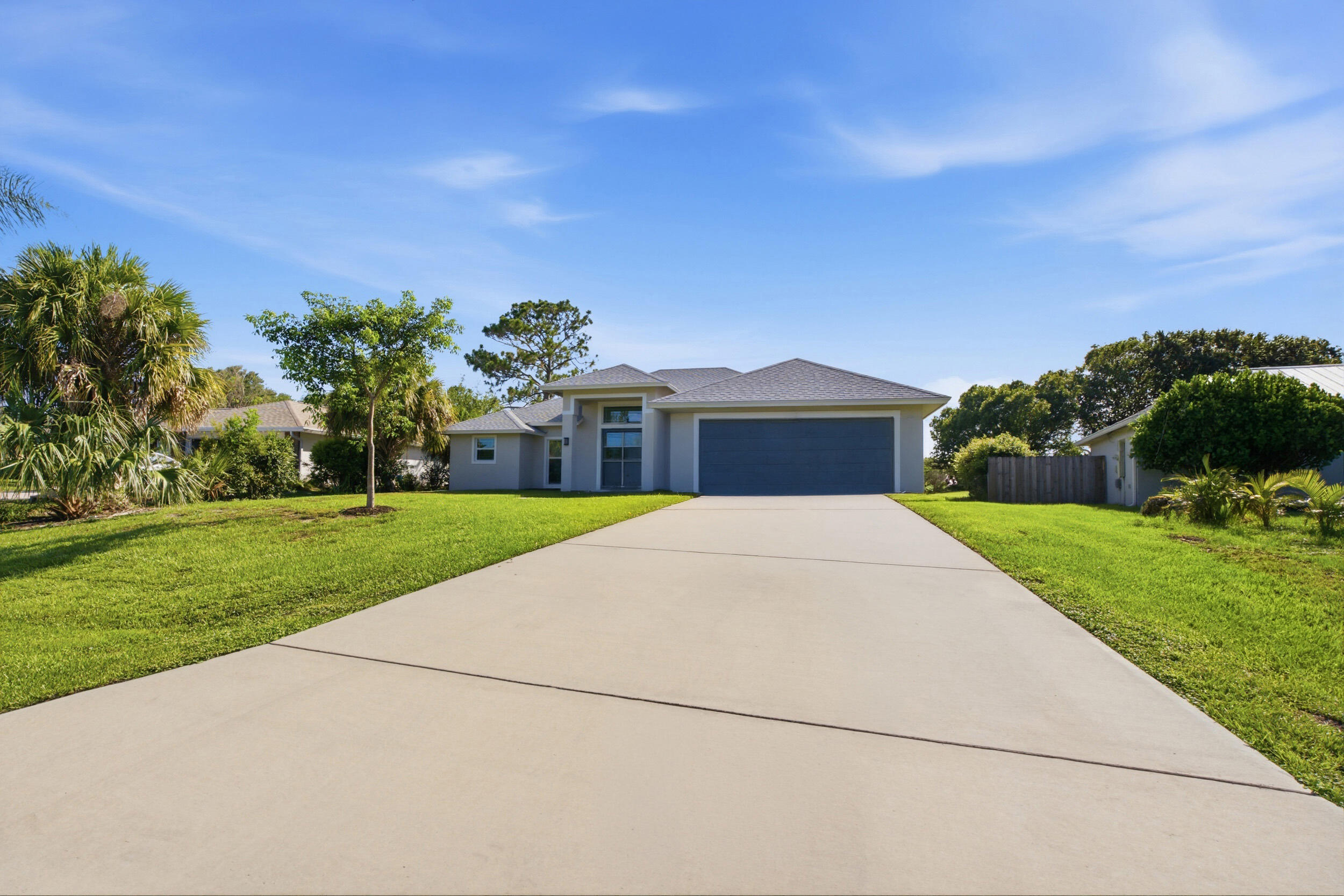 PORT ST LUCIE SECTION 33 - Residential