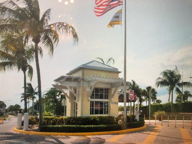 KINGS POINT FLANDERS CONDOS - Residential