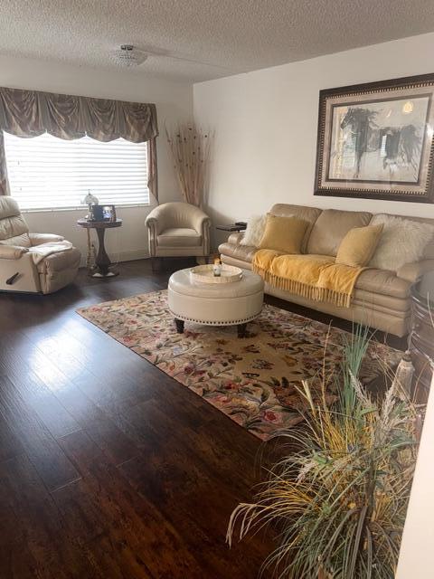 KINGS POINT FLANDERS CONDOS - Residential