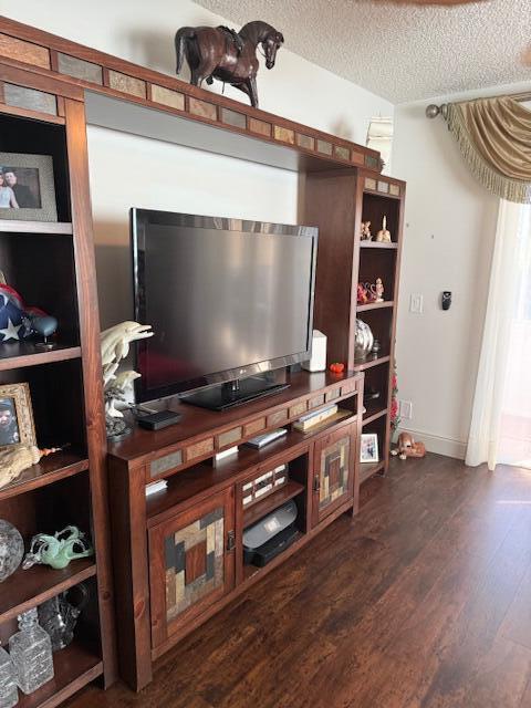 KINGS POINT FLANDERS CONDOS - Residential