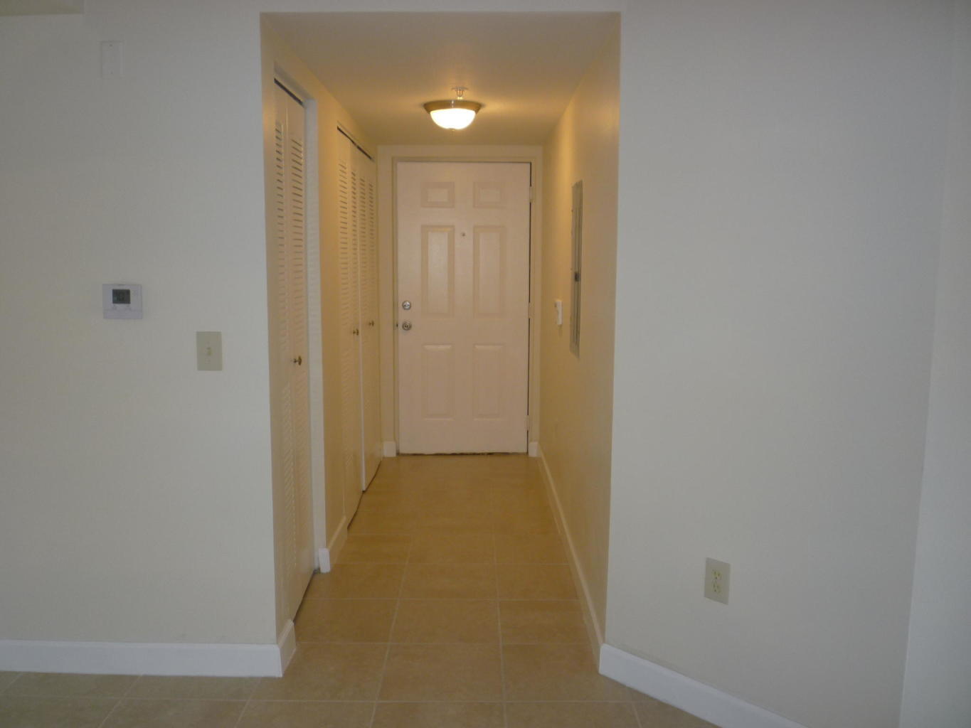 EMERALD ISLE AT LAGUNA LAKES CONDO - Residential Lease