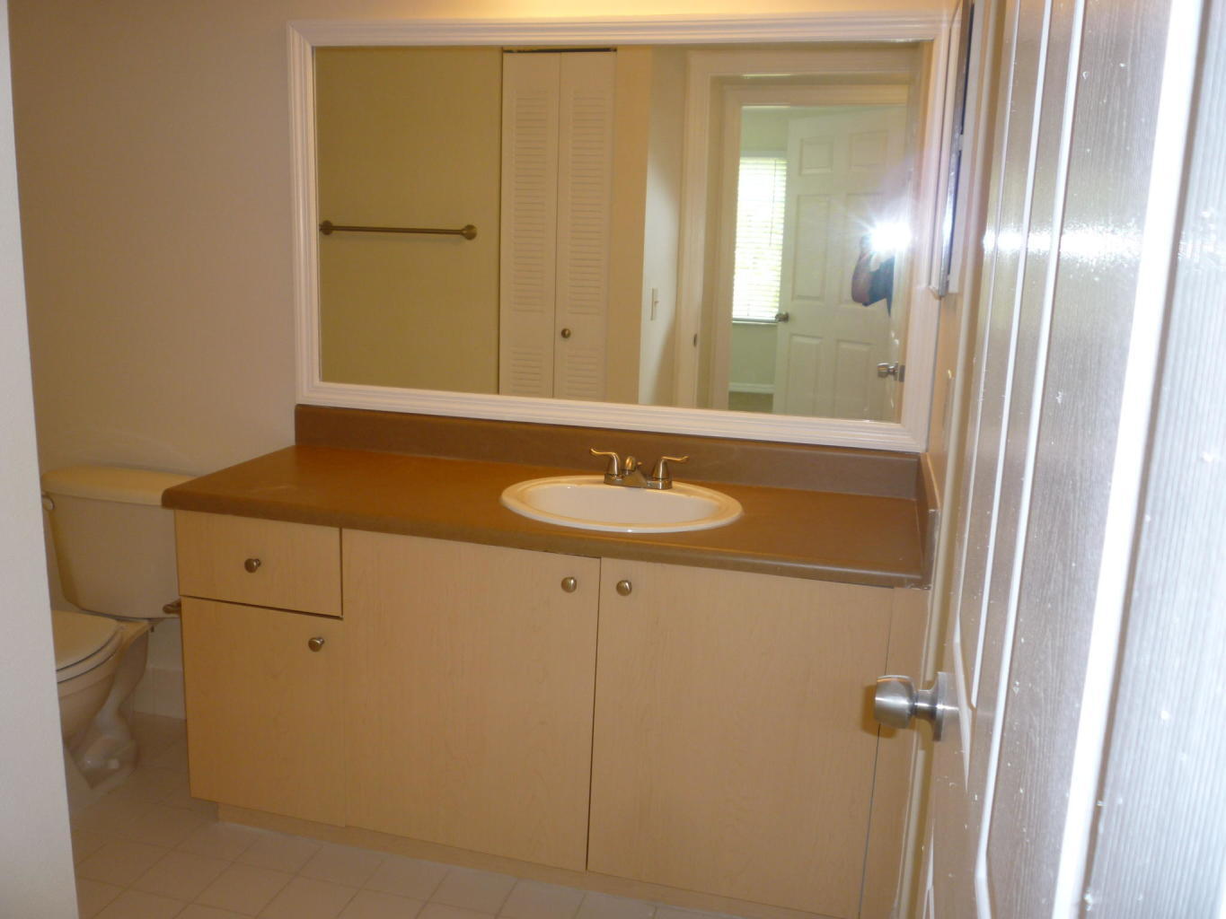 EMERALD ISLE AT LAGUNA LAKES CONDO - Residential Lease