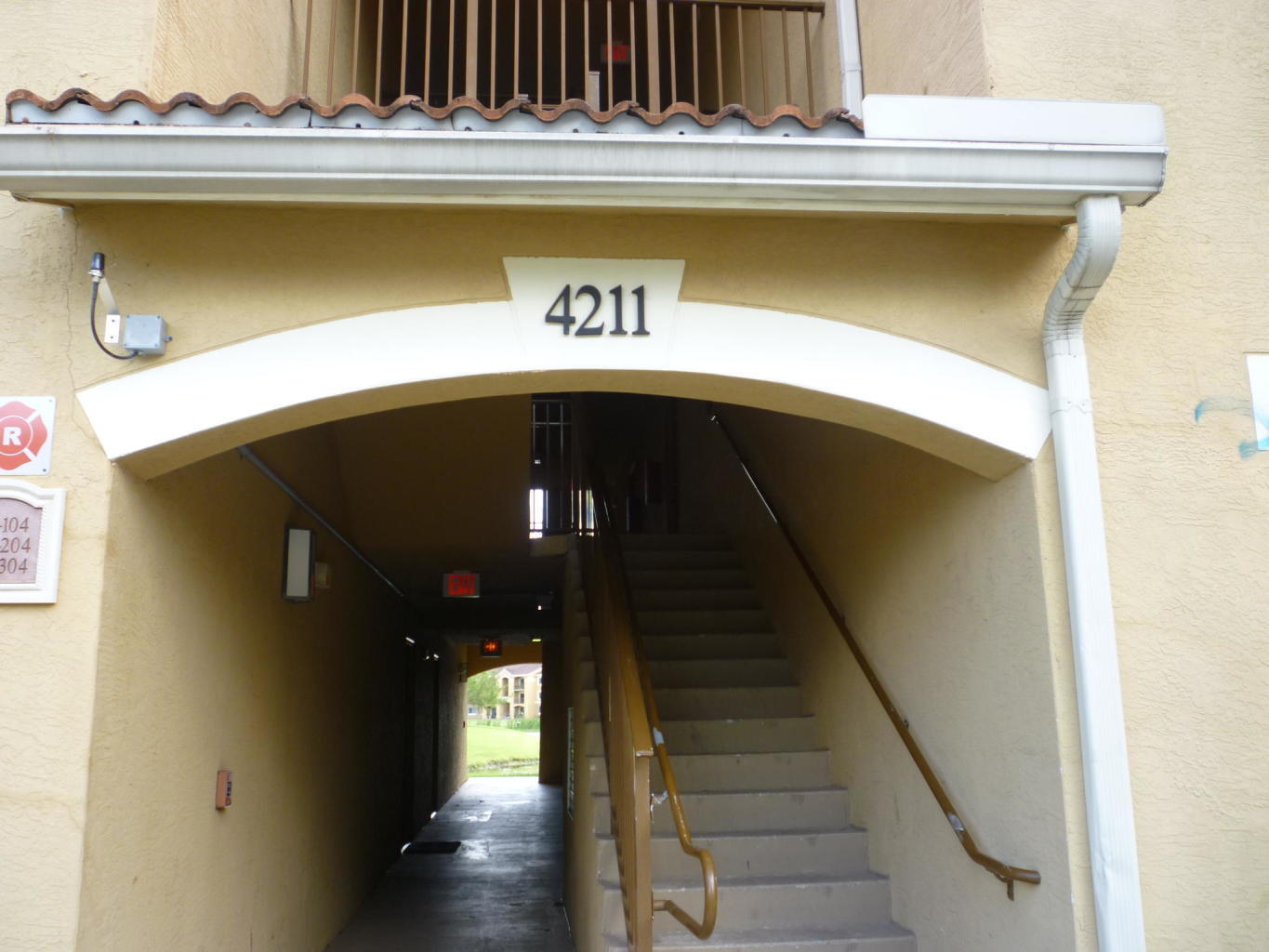 EMERALD ISLE AT LAGUNA LAKES CONDO - Residential Lease