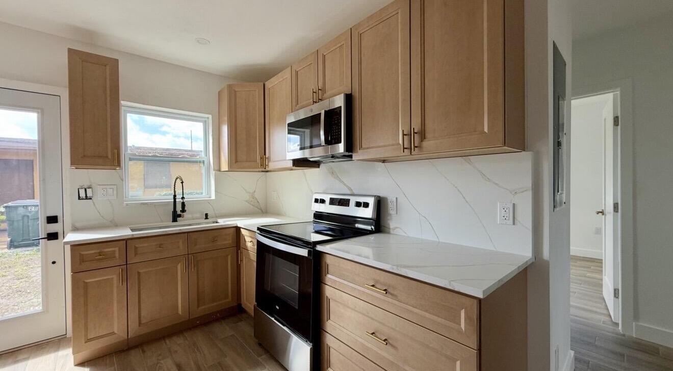 ATLANTIC GARDENS DELRAY - Residential Lease