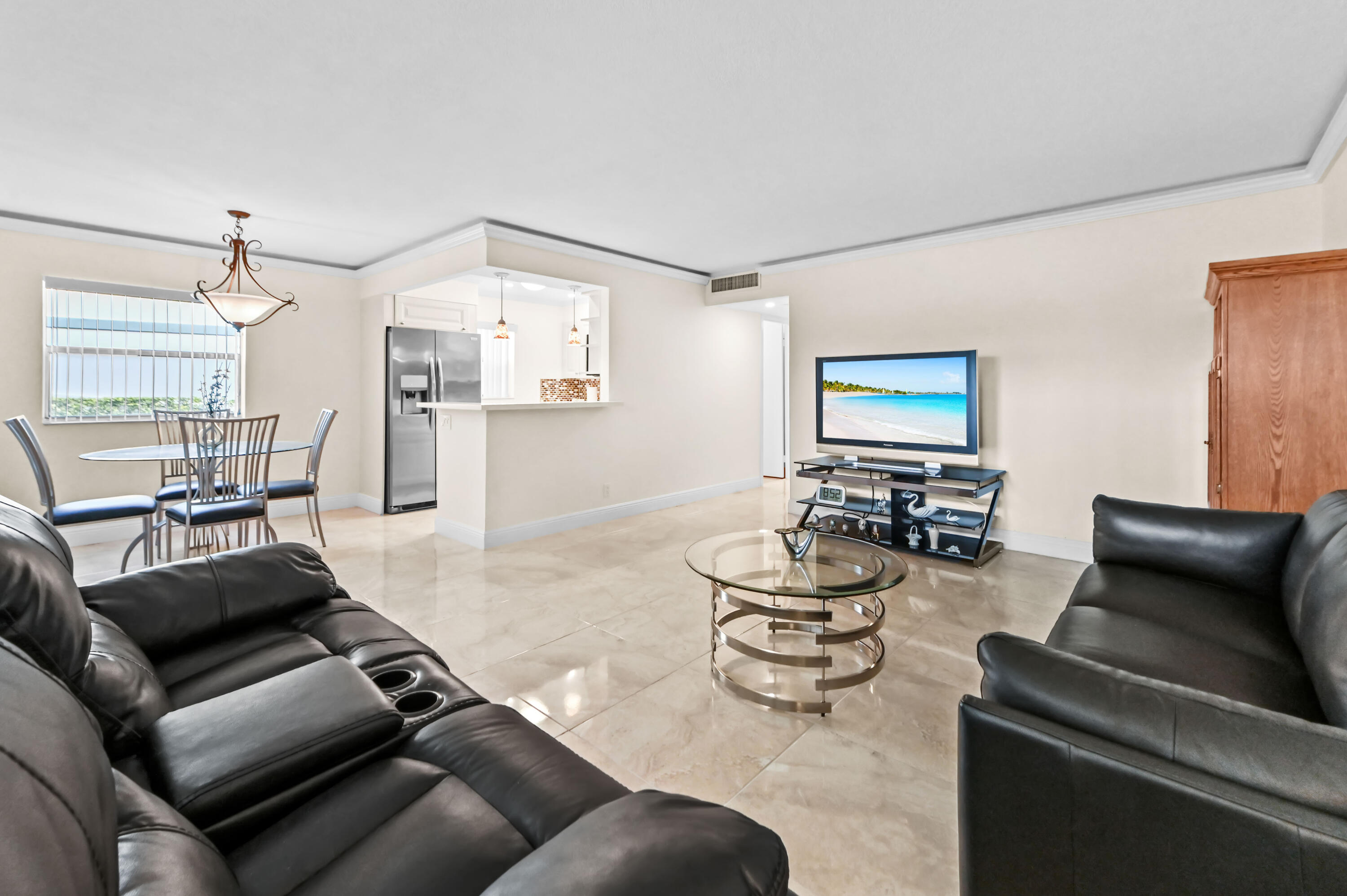 KINGS POINT FLANDERS CONDOS - Residential