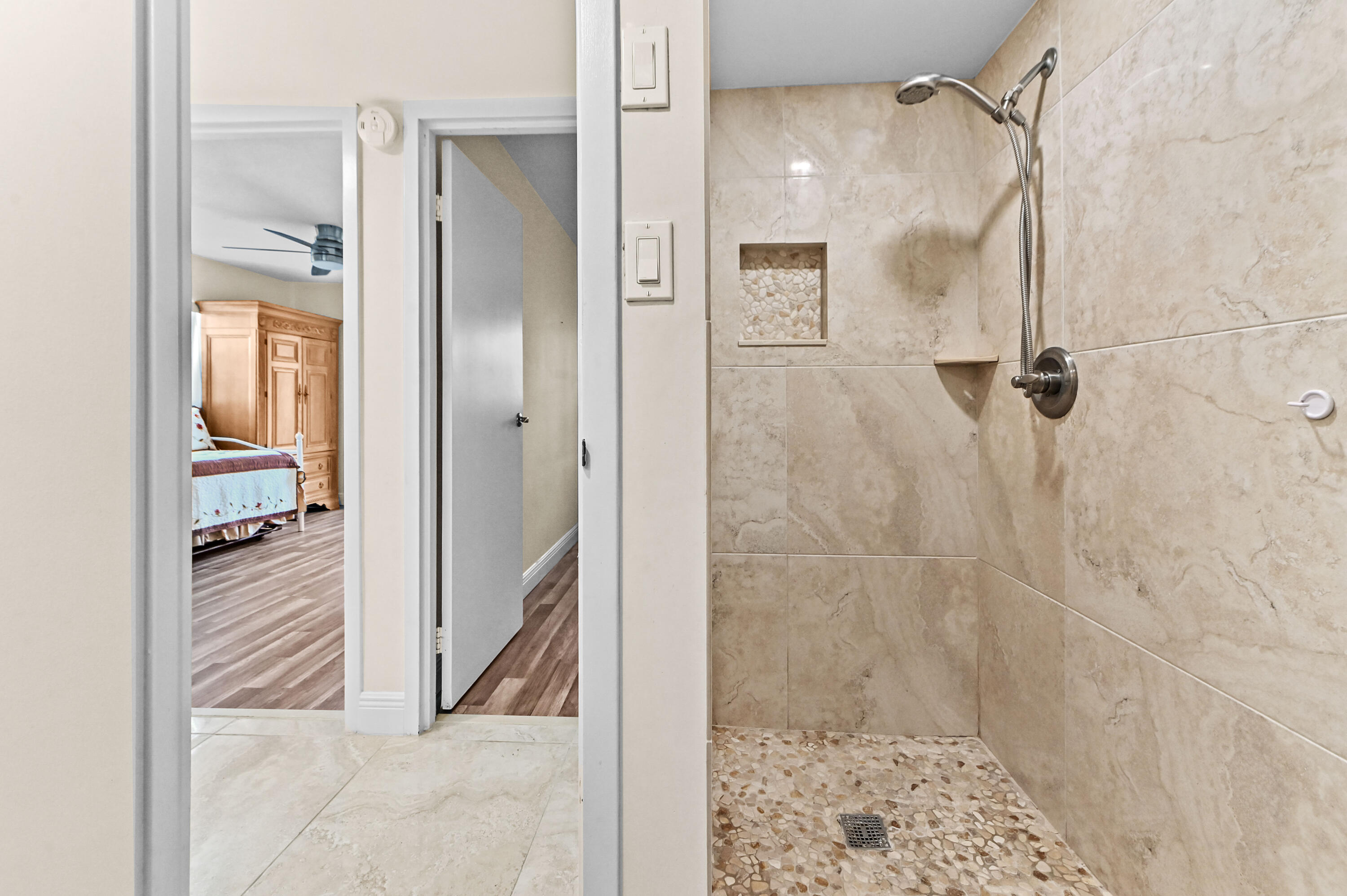 KINGS POINT FLANDERS CONDOS - Residential
