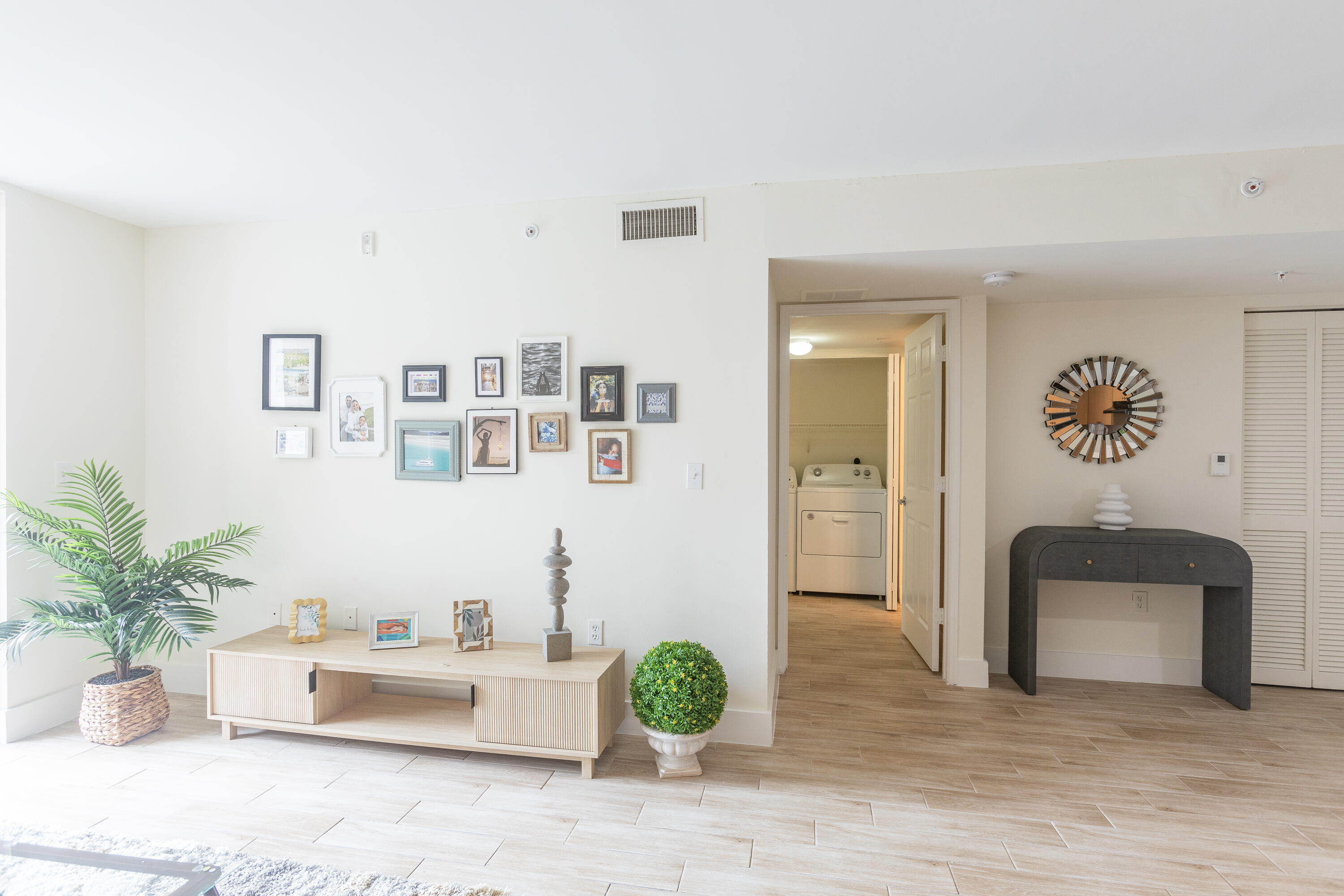 VVDW - Residential Lease